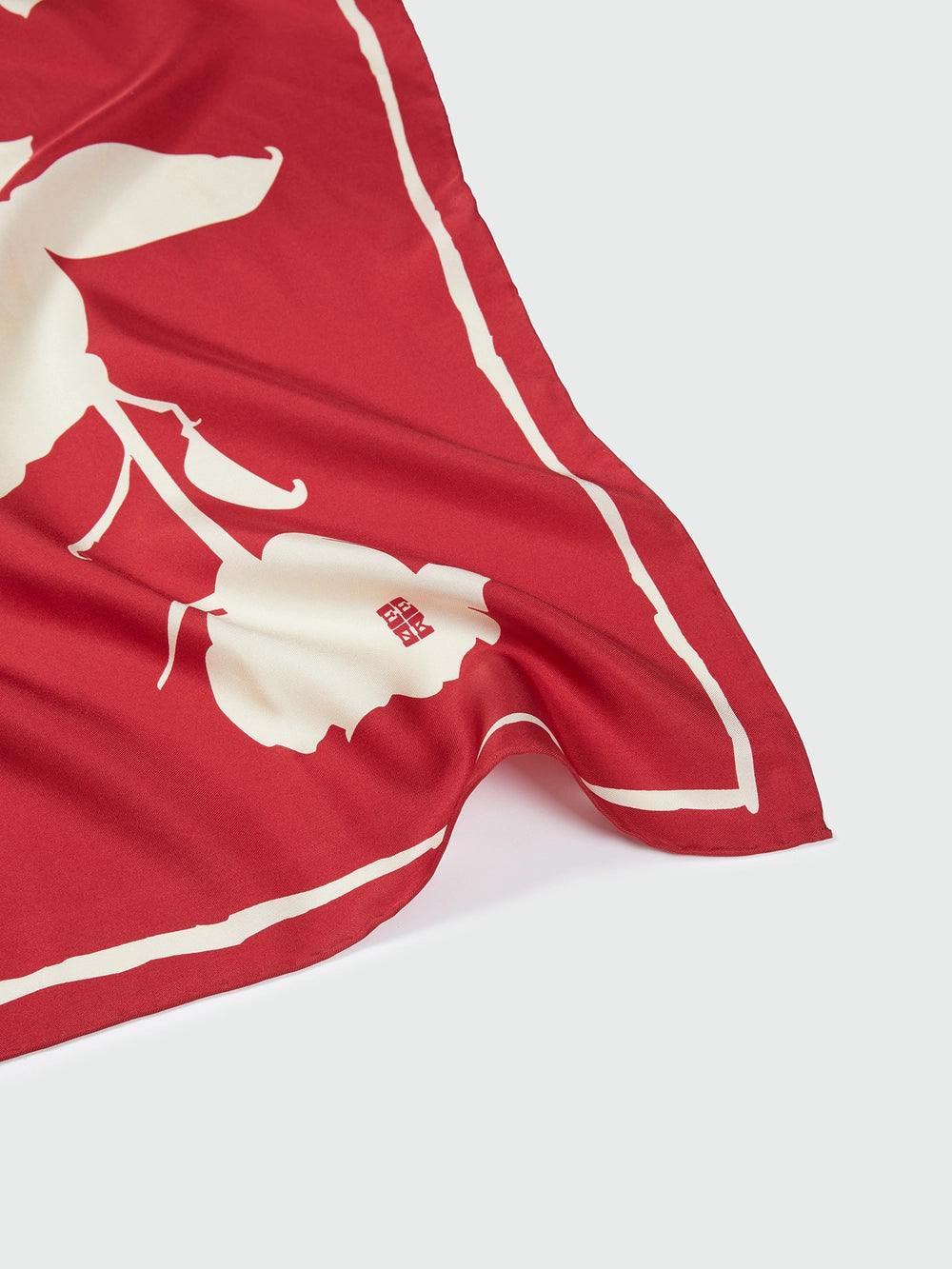 EENK Rose Printing Silk Scarf - Red