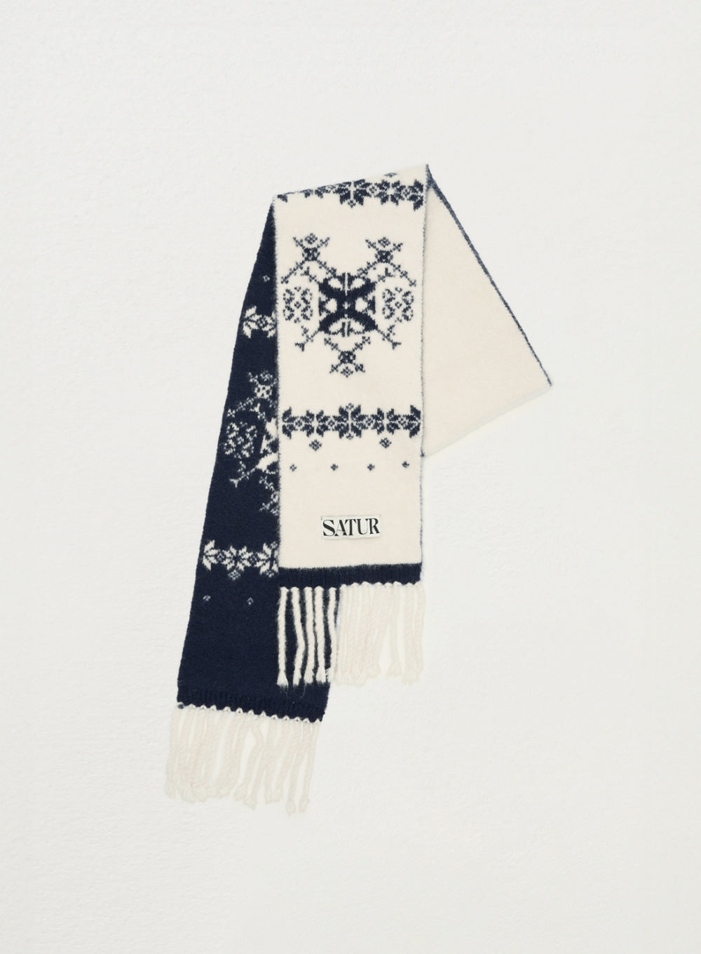 [satur] Nordic Intarsia Knit Muffler - Ivory