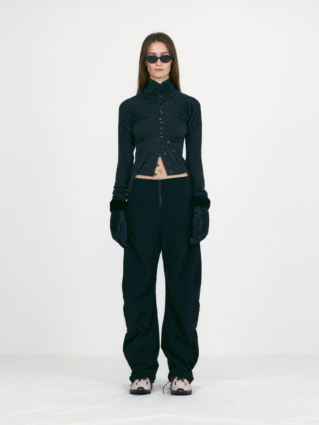 [low_classic] Shirring Padded Pants
Black