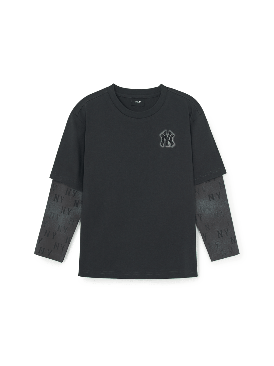 Clothing in red - Premium quality product image