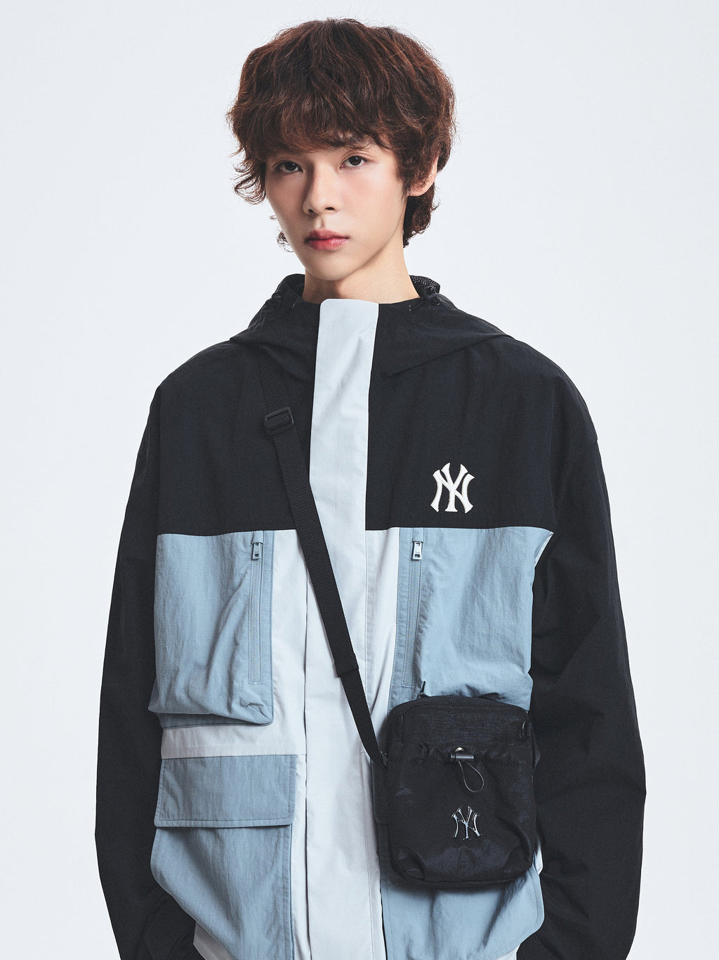 MLB Korea Basic Athleisure Mini Cross Bag