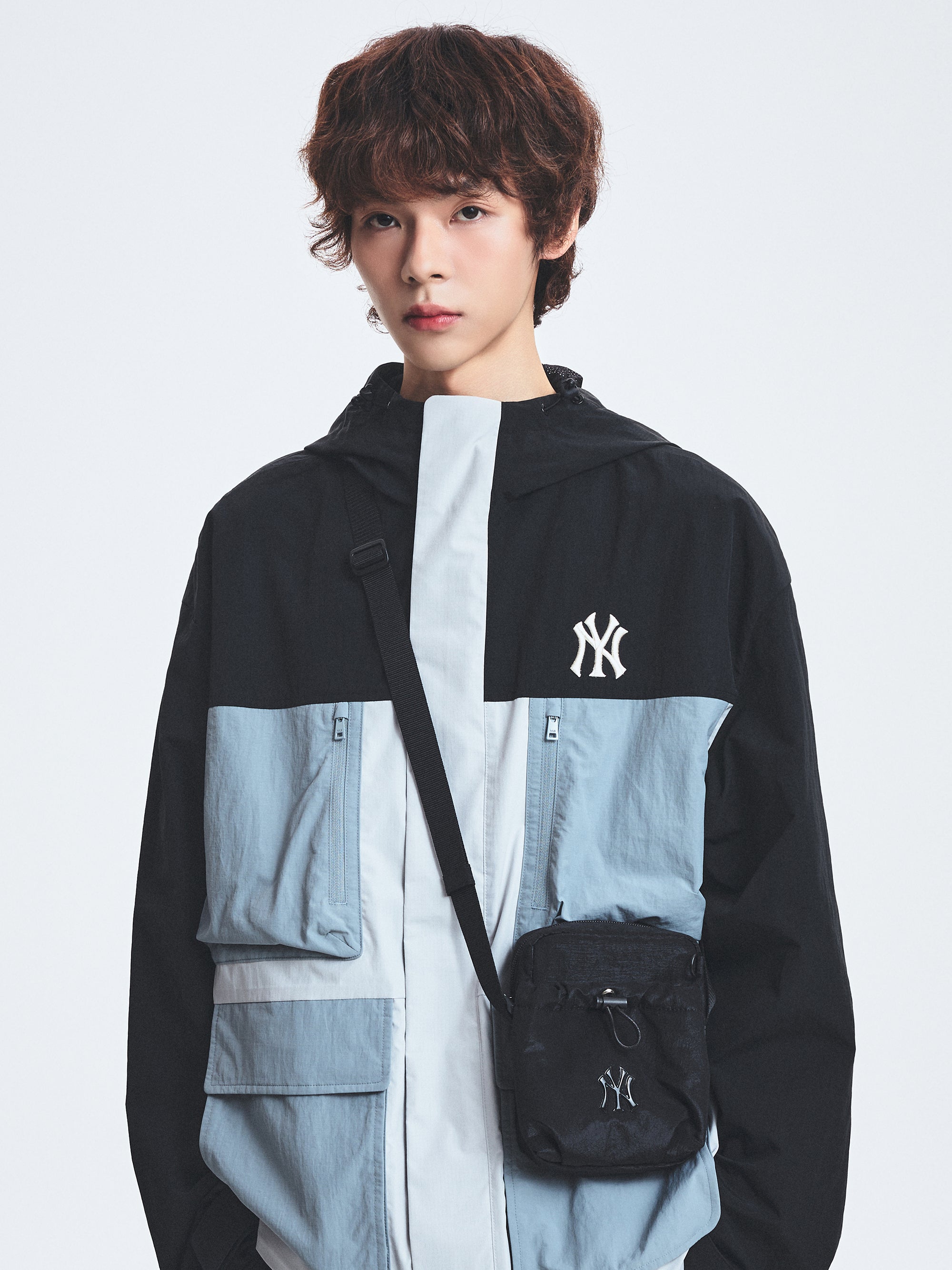 [MLB] Basic Athleisure Mini Cross Bag