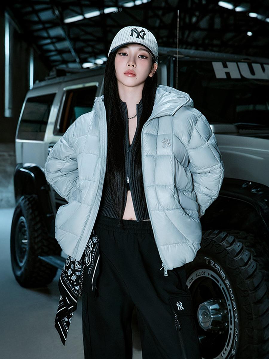 [카리나PICK] Lightweight Curved-Hem Puffer Jacket New York Yankees
