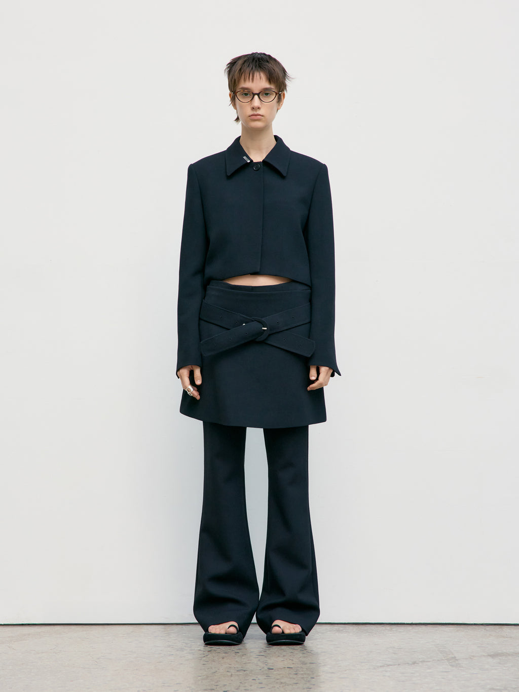[Low Classic] Belted Mini Skirt_Black