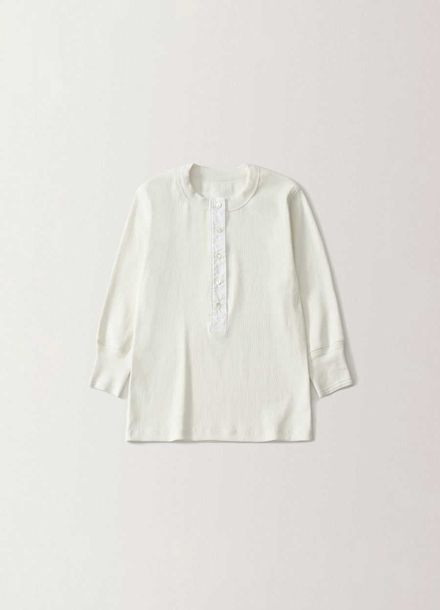 Nothing Written Vintage button t-shirt (White)