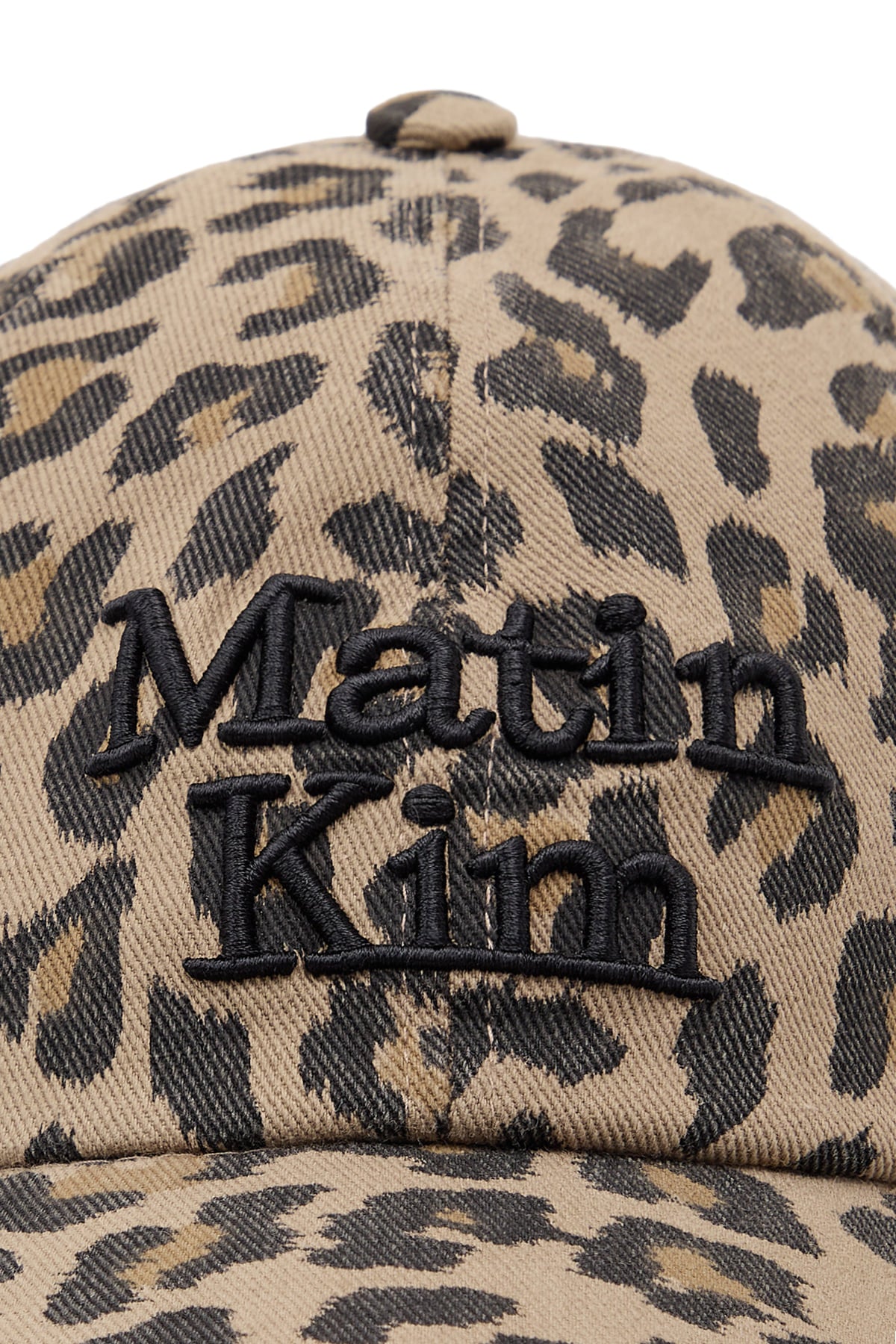 [matinkim] MATIN LEOPARD VOLUME LOGO BALL CAP IN DARK BEIGE