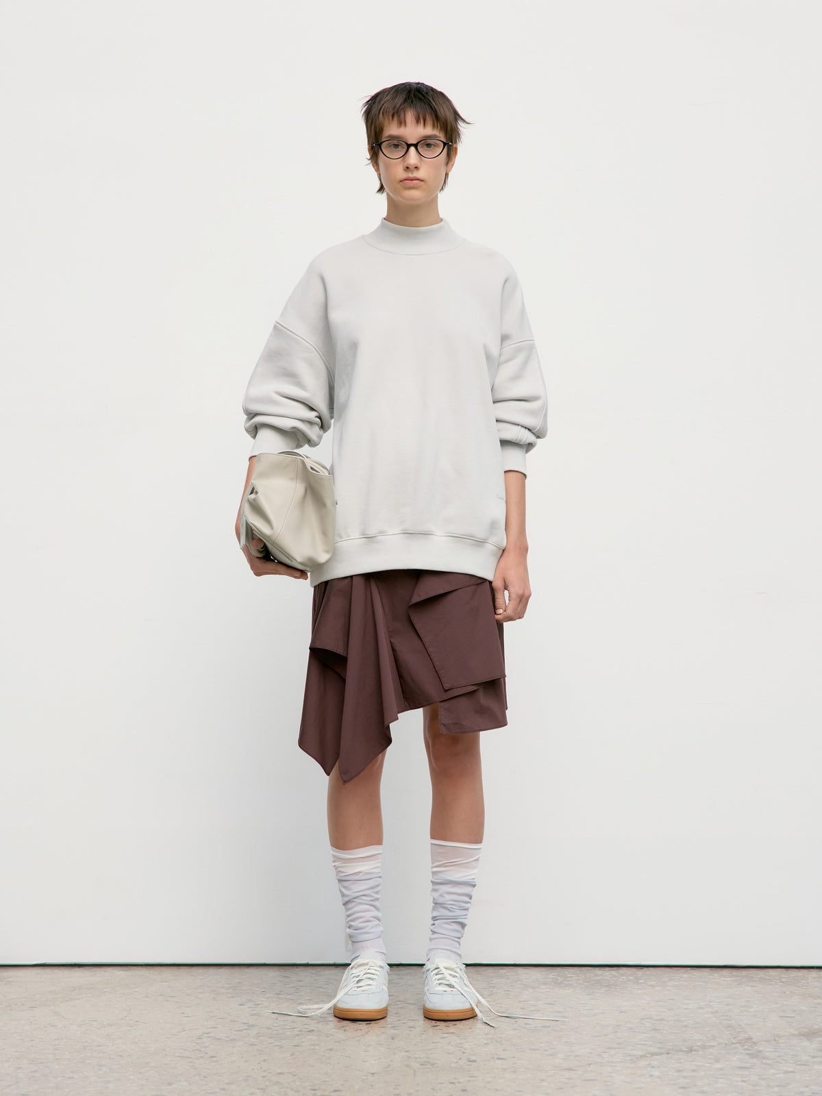 Low Classic Elbow Stitch Sweatshirt Light Grey