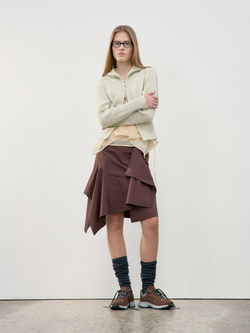 Low Classic Unbalance Drape Mini Skirt Brown