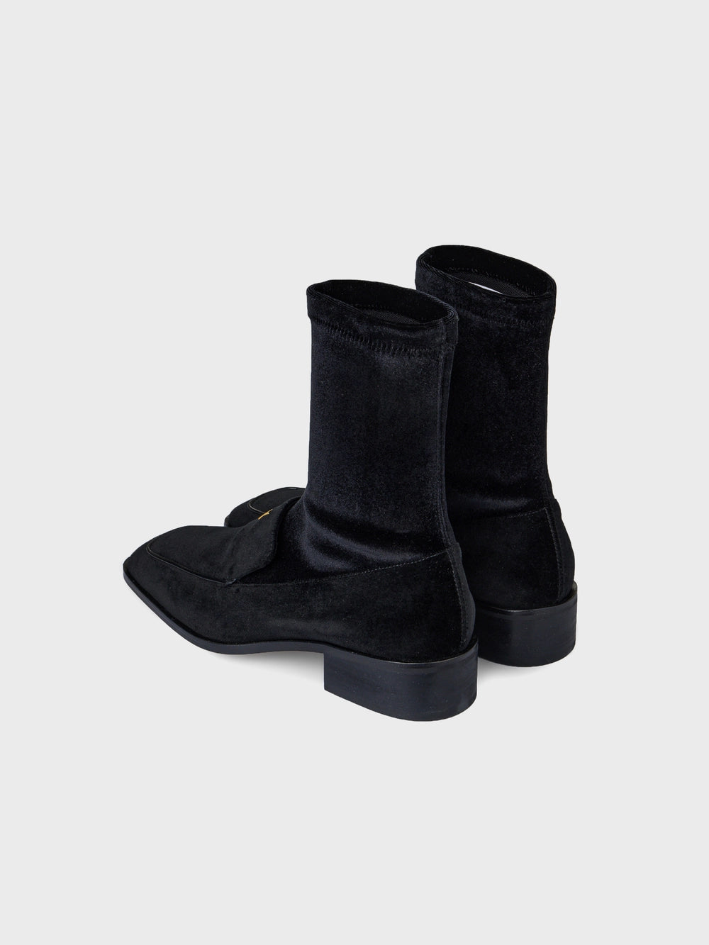EENK Layered Texture Loafer Boots - Black