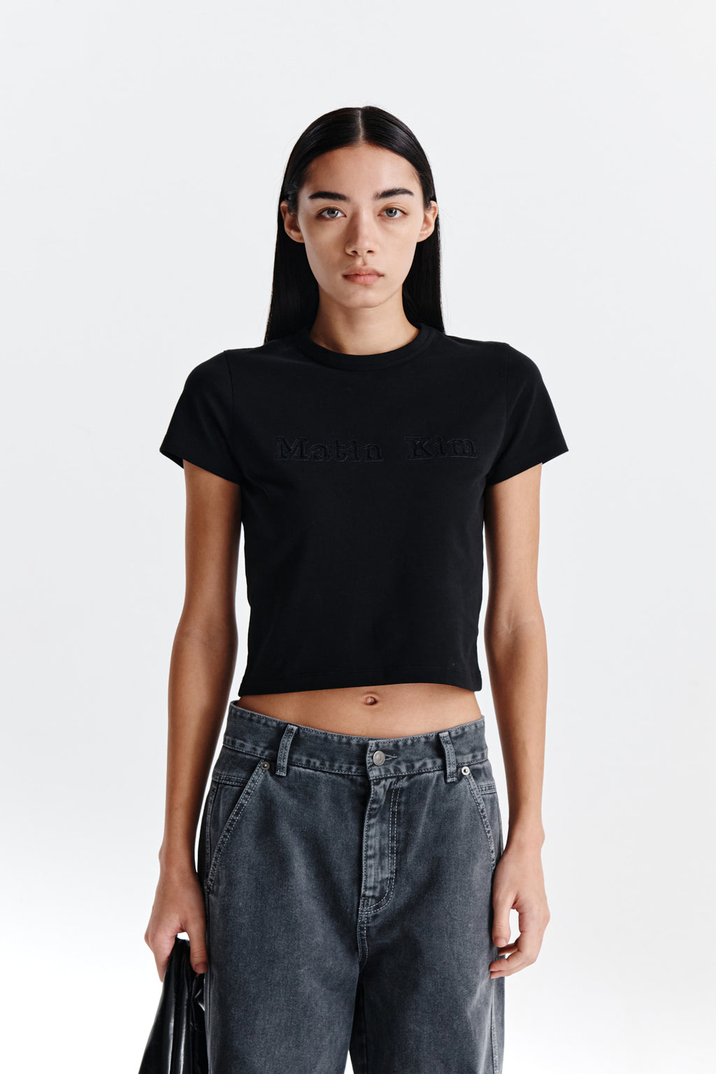 [matinkim] MATIN REVERSE PATCH LOGO CROP TOP IN BLACK