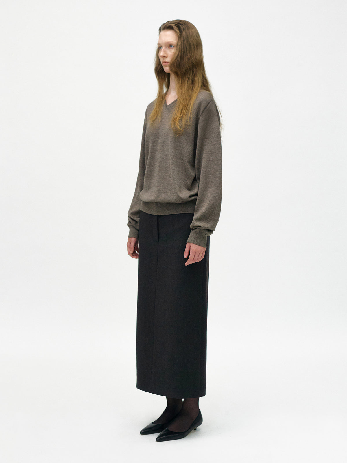 Nothing Written Charlotte v-neck pullover (Mocha gray) (Pre-order, ships from Nov 13)