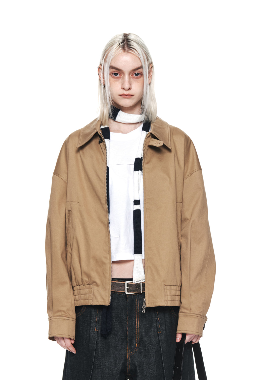[matinkim] COTTON BLEND COLLAR RELAXED BOMBER JACKET IN BEIGE