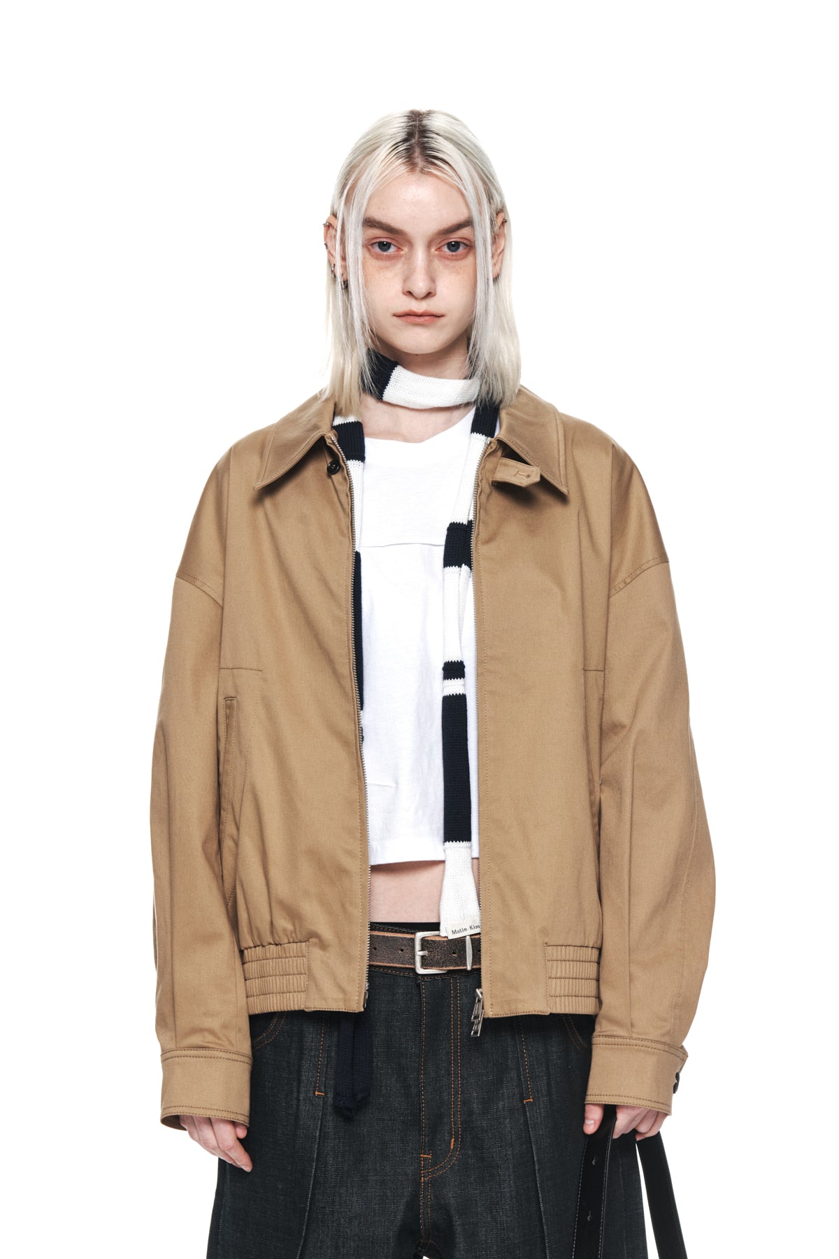 [matinkim] COTTON BLEND COLLAR RELAXED BOMBER JACKET IN BEIGE