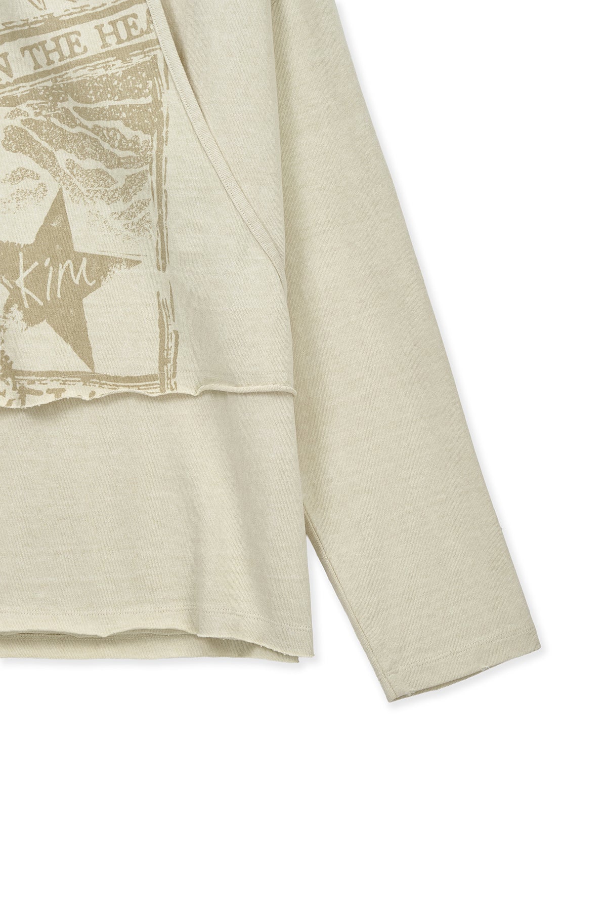 [matinkim] VINTAGE GRAPHIC LAYERED TOP IN BEIGE