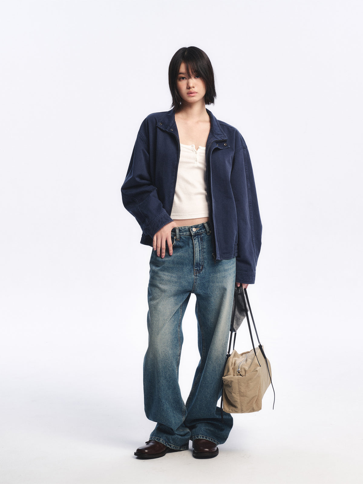 Low Classic Caramel Box Shoulder Bag Beige