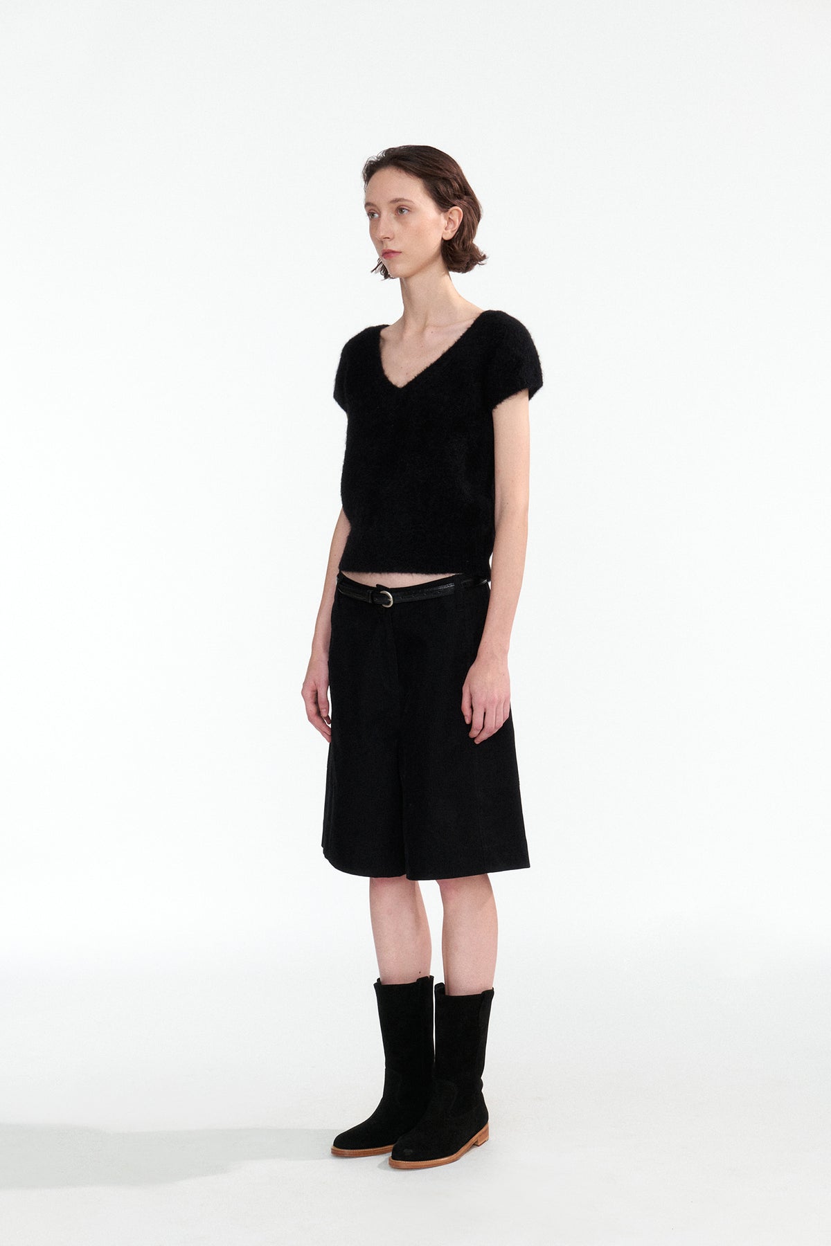 Nothing Written Round half suede boots (Black)