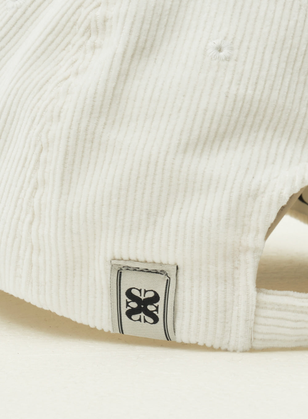 [satur] Small S logo Corduroy Ball Cap - Ivory