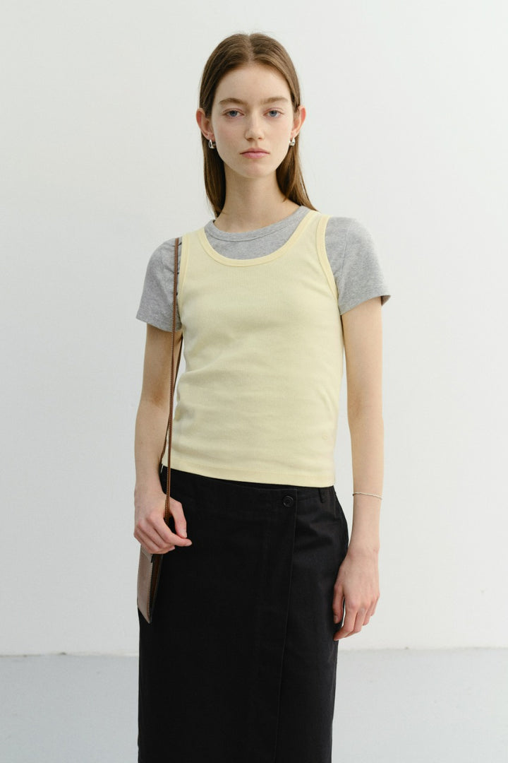 Dunst Essential Sleeveless Top Butter