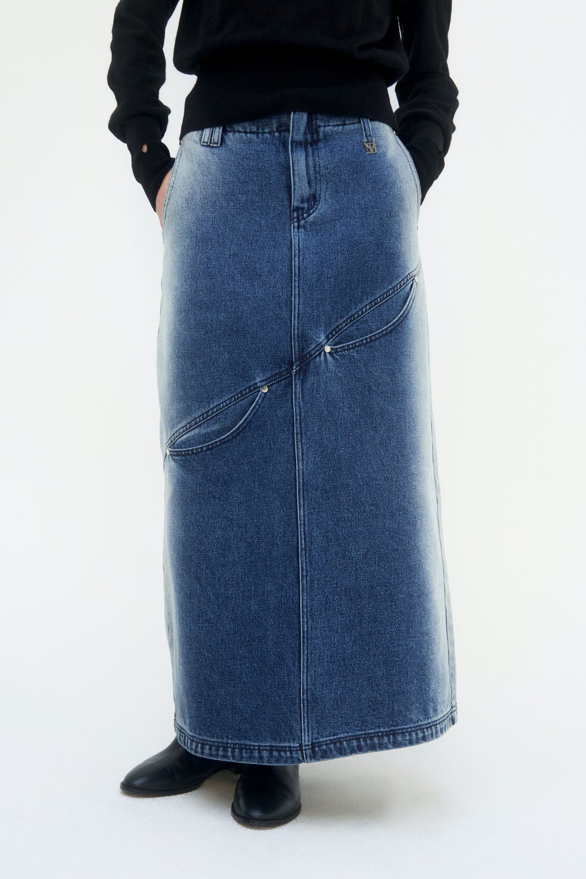 Treemingbird Curved Pocket Cut Denim Skirt Blue