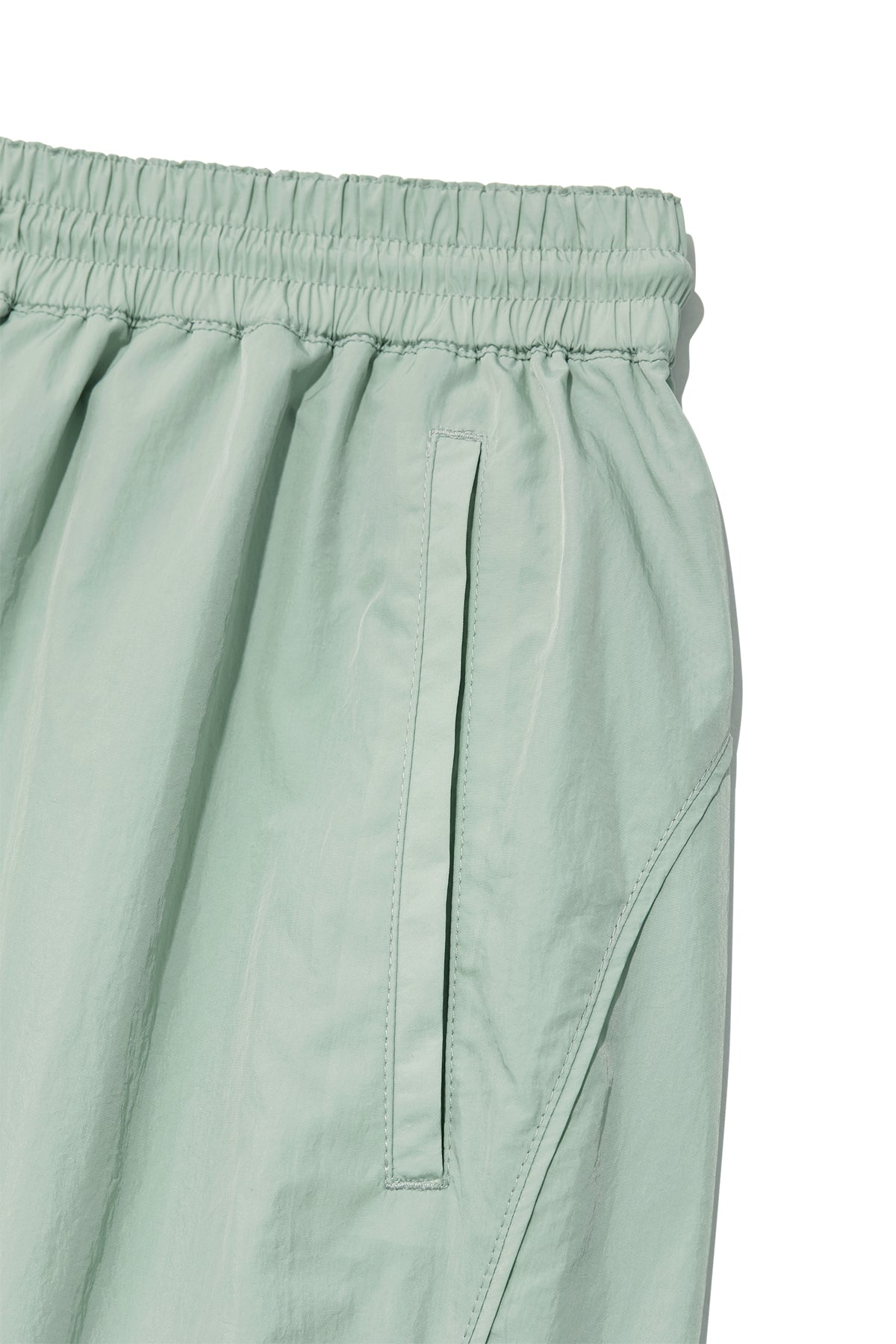 [matinkim] Mesh Nylon Shorts For Men IN Mint
