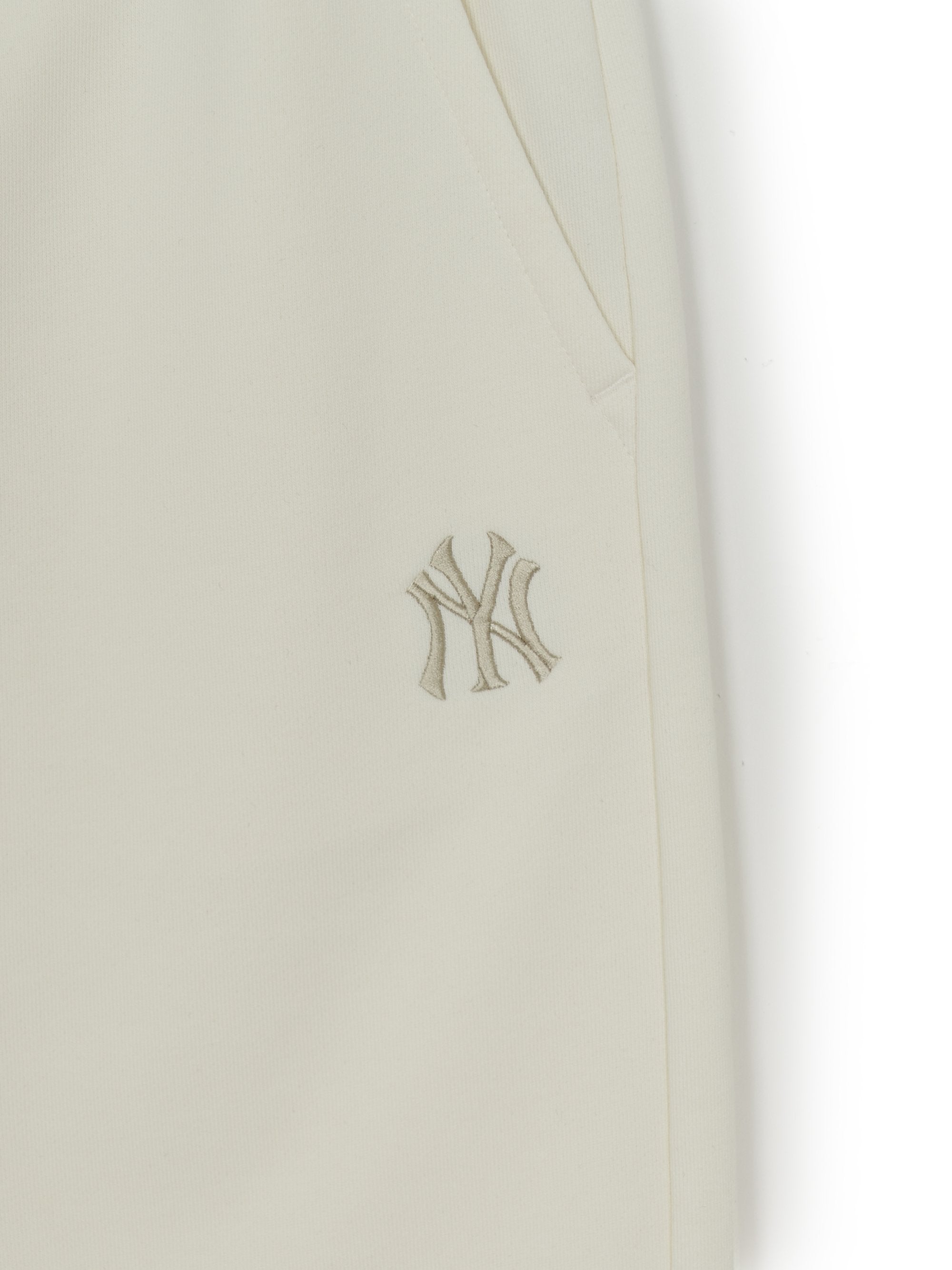 MLB Korea Basic Small Logo 9In Shorts