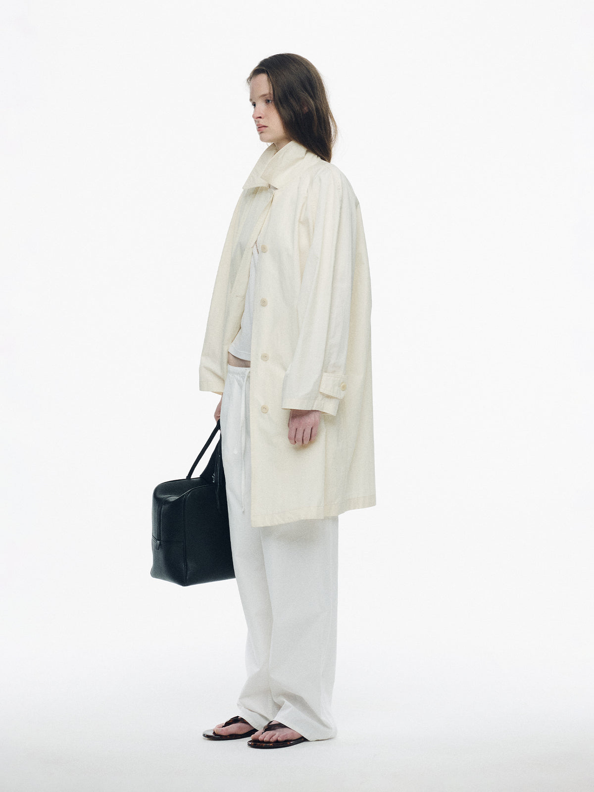 Nothing Written Light balmacaan trench (Off white)