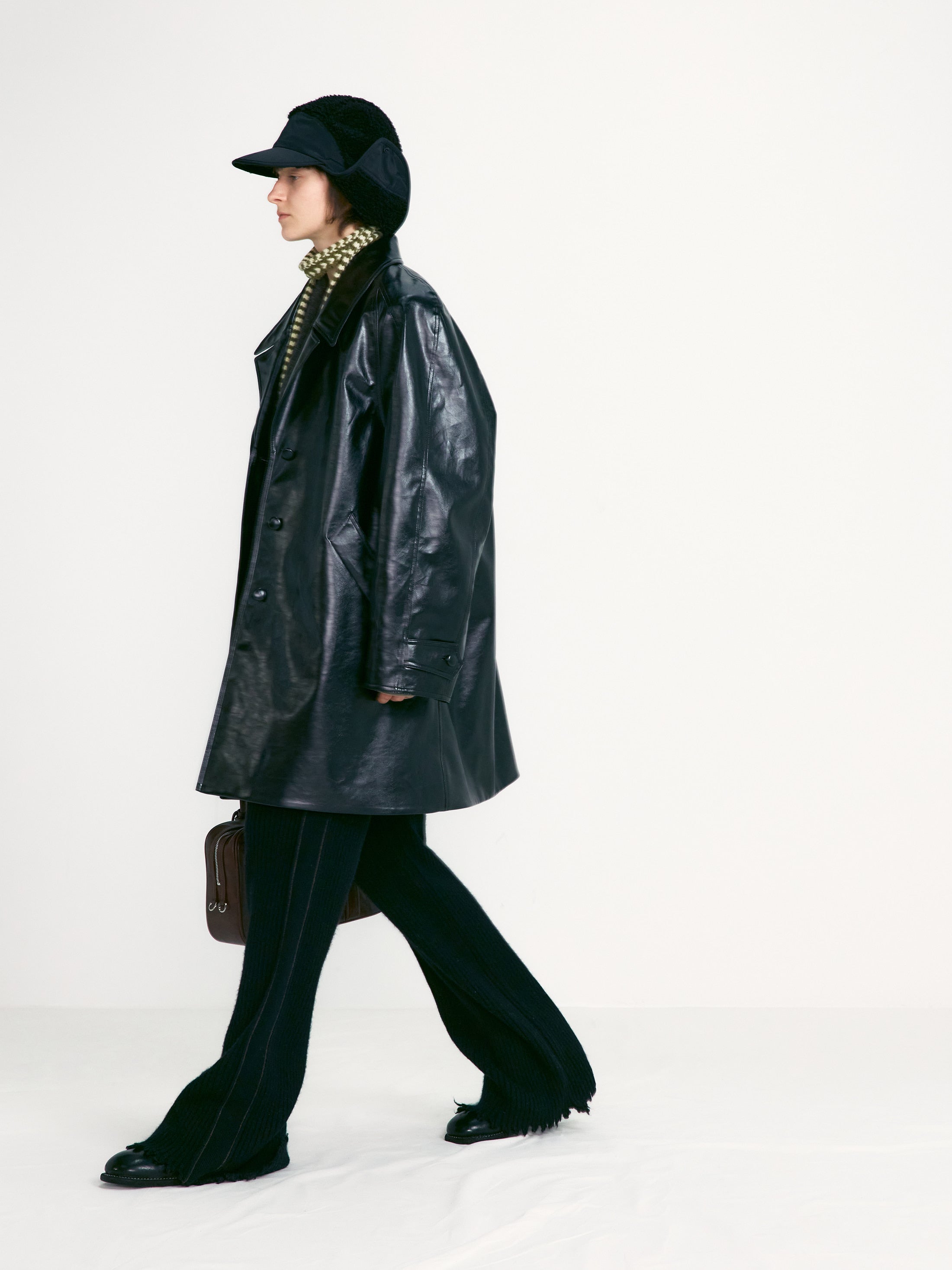 [low_classic] Jacquard Slim Muffler
Khaki