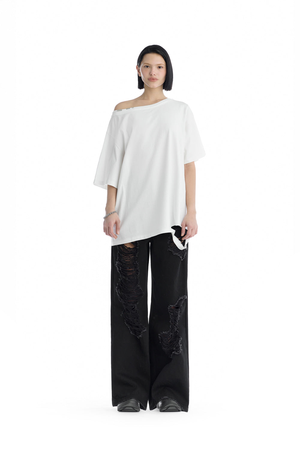 Treemingbird Off-Shoulder Raw Edge T-Shirt White
