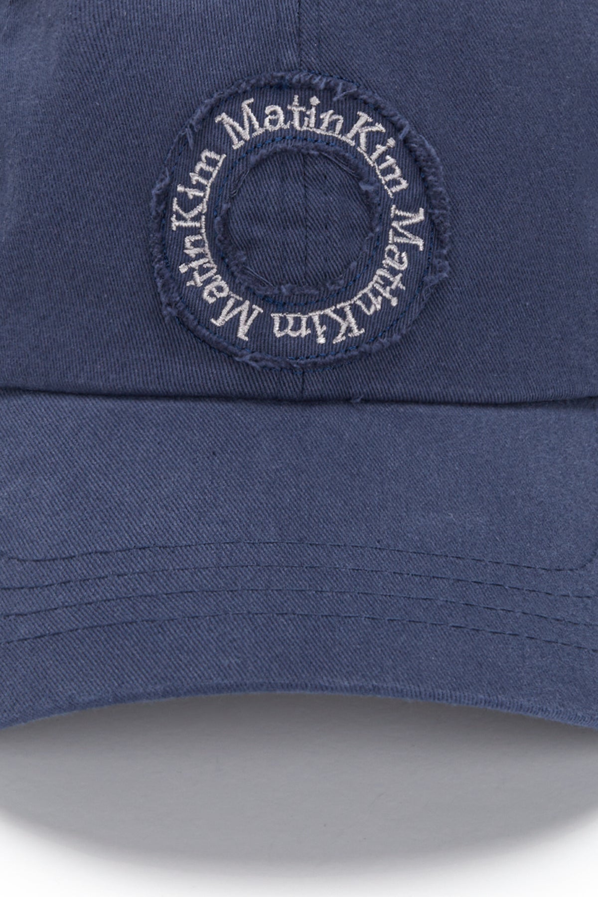 [matinkim] APPLIQUE CIRCLE LOGO BALL CAP IN BLUE