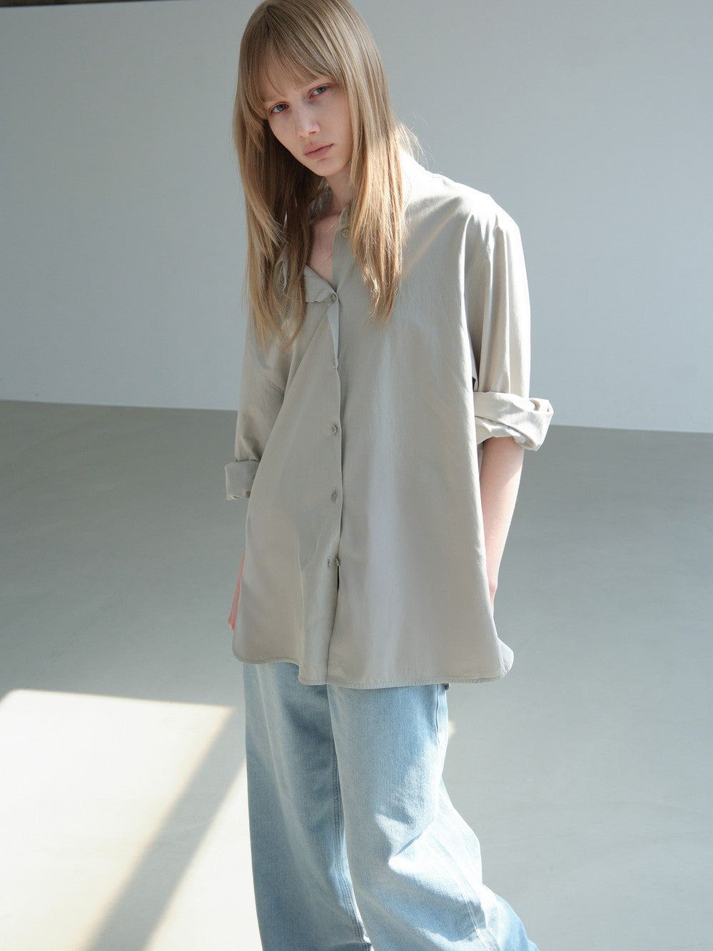Low Classic Effortless Oversize Turn-Up Shirt Light Khaki