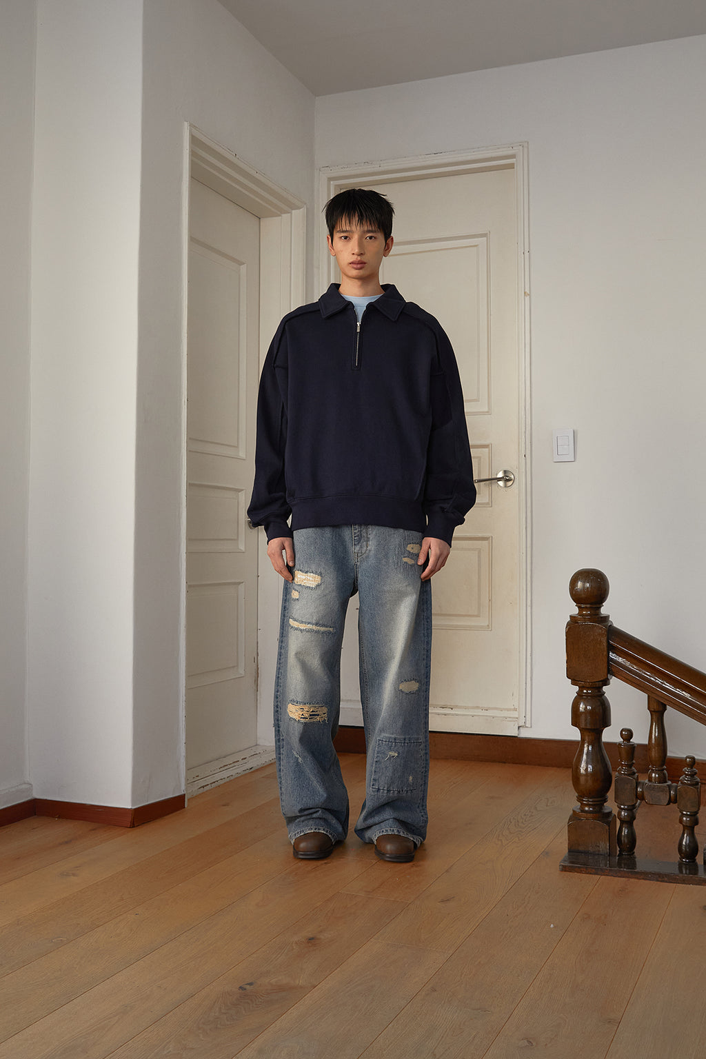 [matinkim] BACK LOGO HALF ZIP SWEATSHIRT FOR MEN IN NAVY