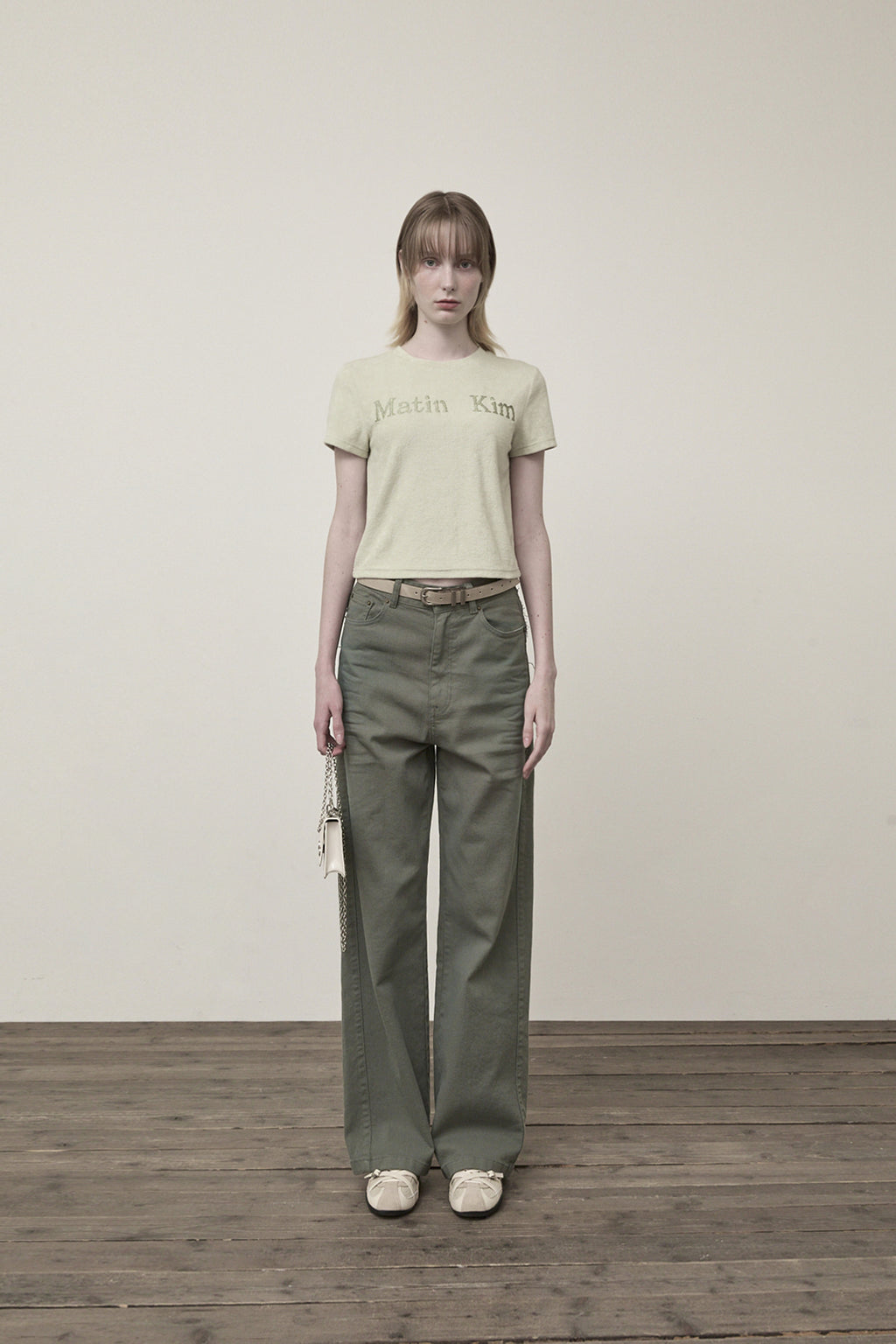 [matinkim] COLOR POINT WASHED DENIM PANTS IN KHAKI