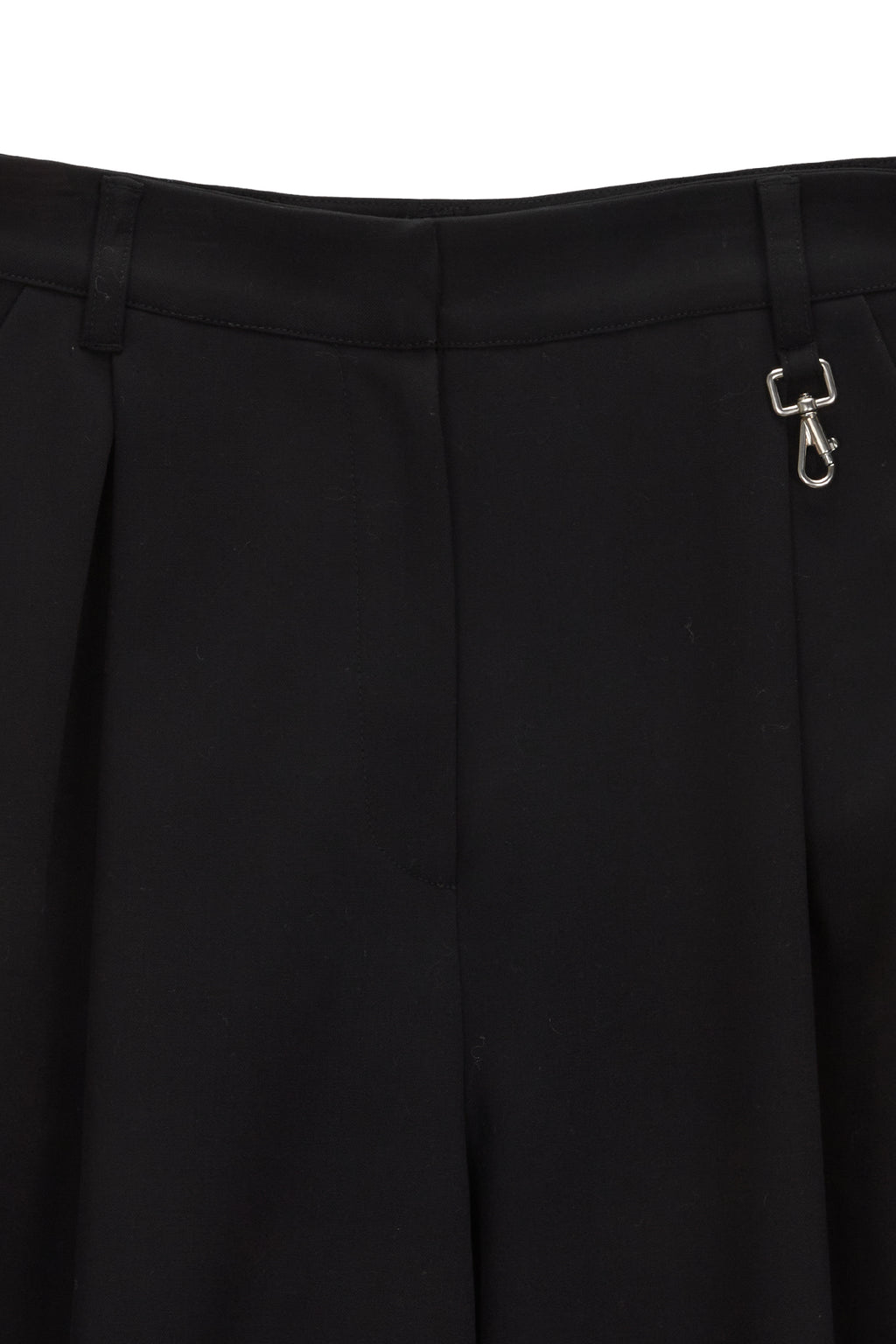 [matinkim] TUCK POCKET POINT WIDE PANTS IN BLACK