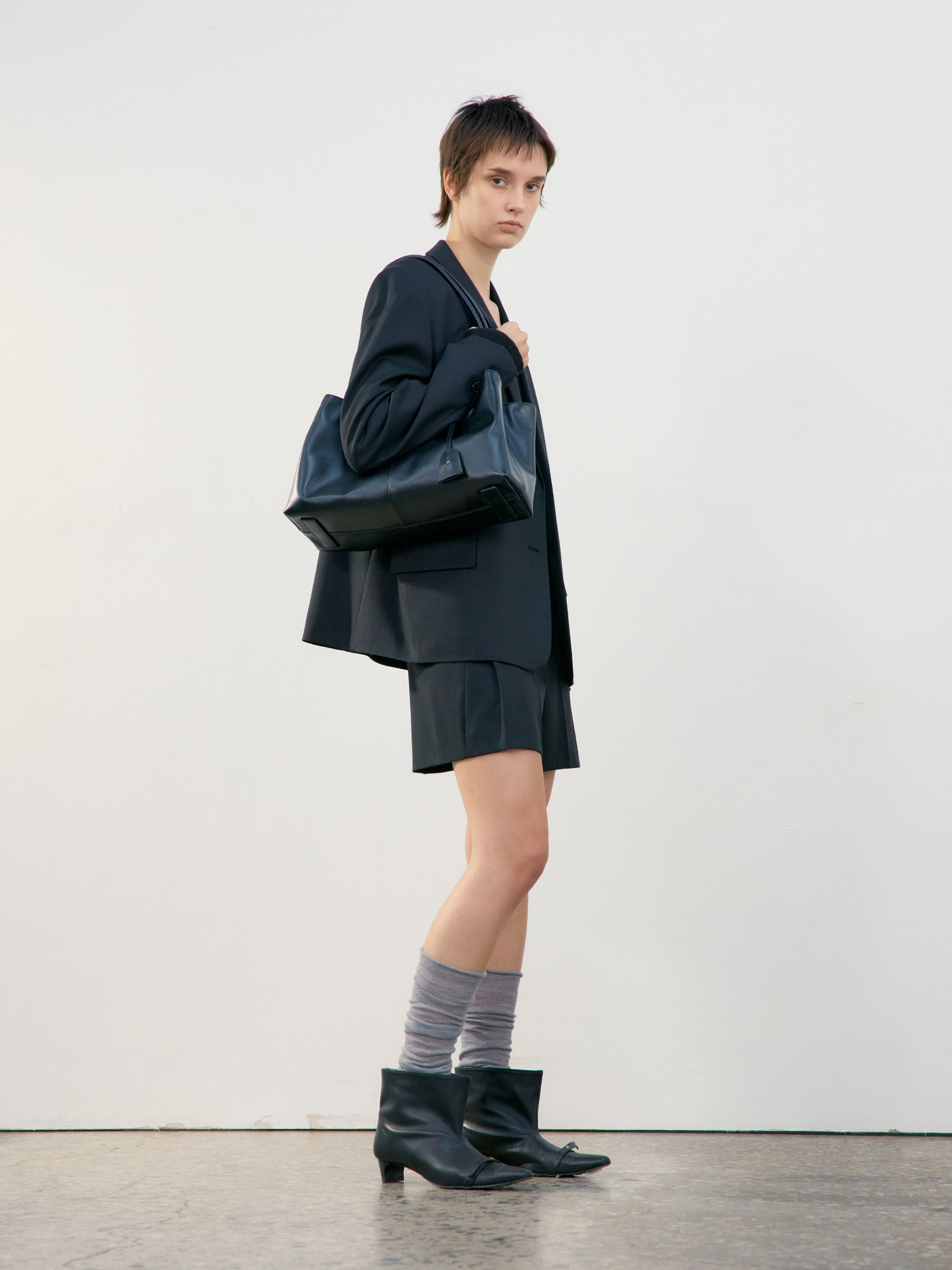 [Low Classic] Haricot Mini Bag_Black