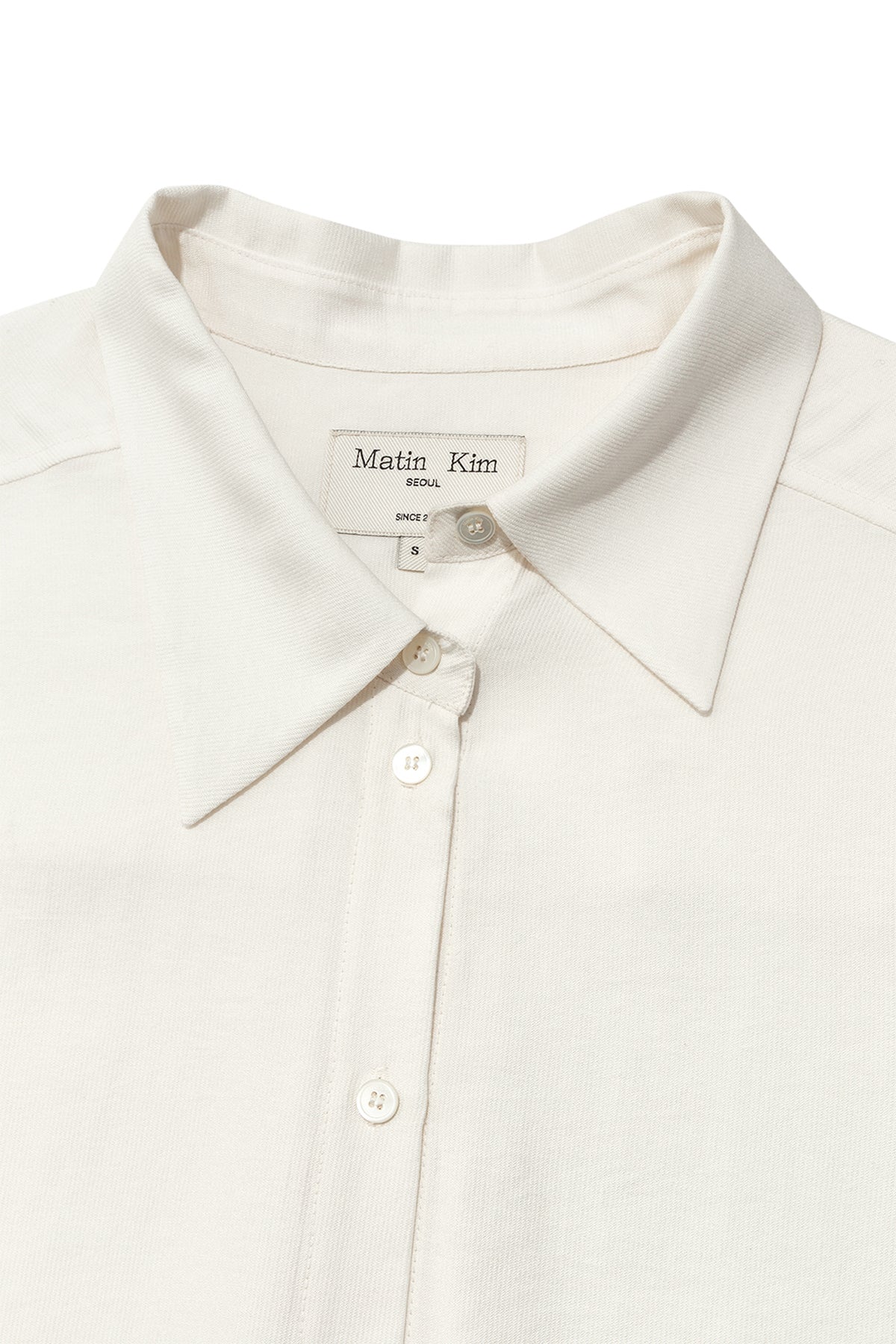 [matinkim] UNBALANCE COLLAR HALF SHIRT IN IVORY