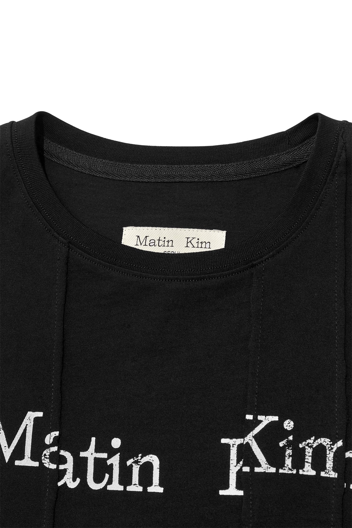 [matinkim] UNBALANCE TYPO LOGO CROP TOP IN BLACK
