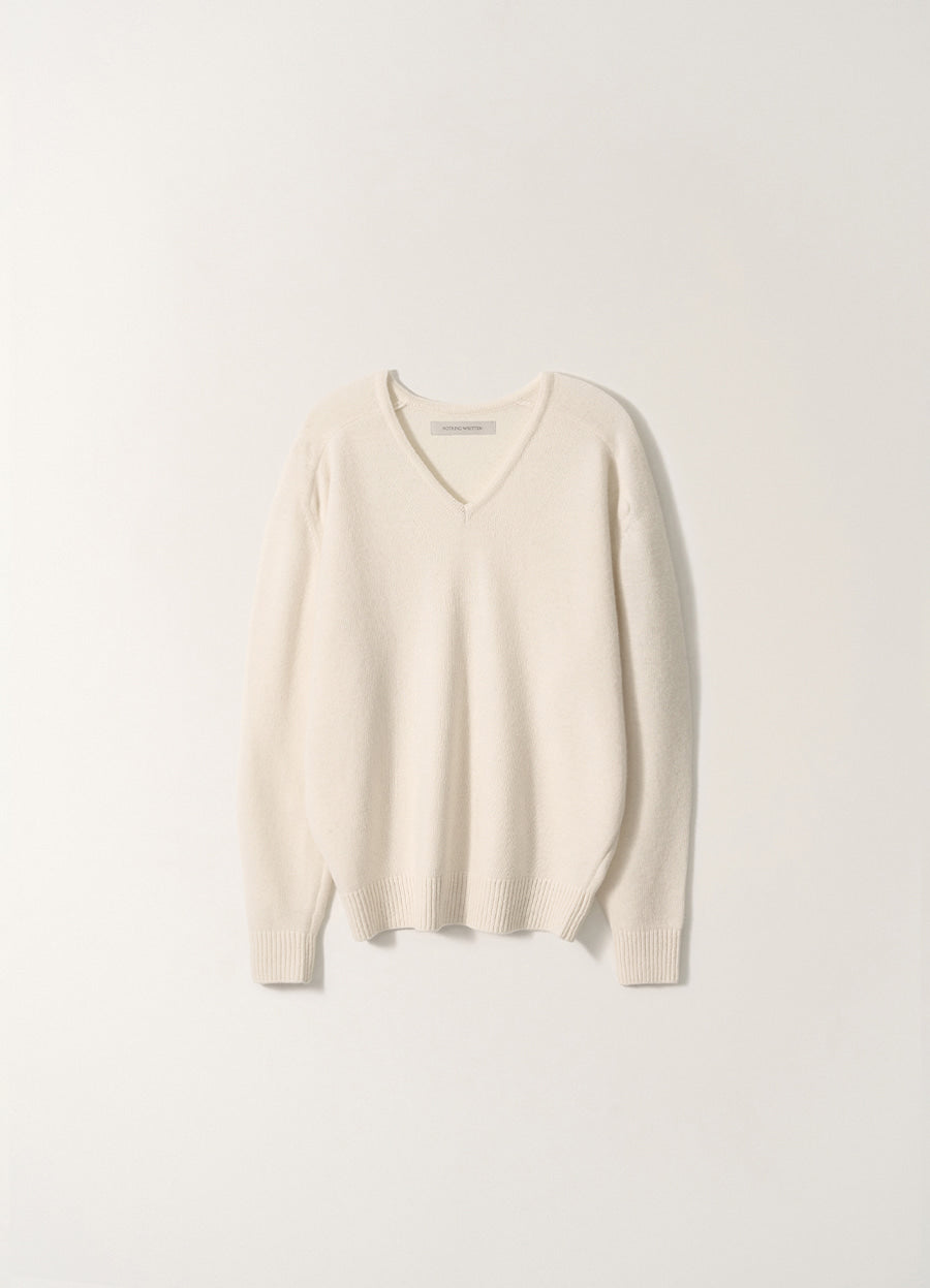 Nothing Written Carna v-neck pullover (Clean white)