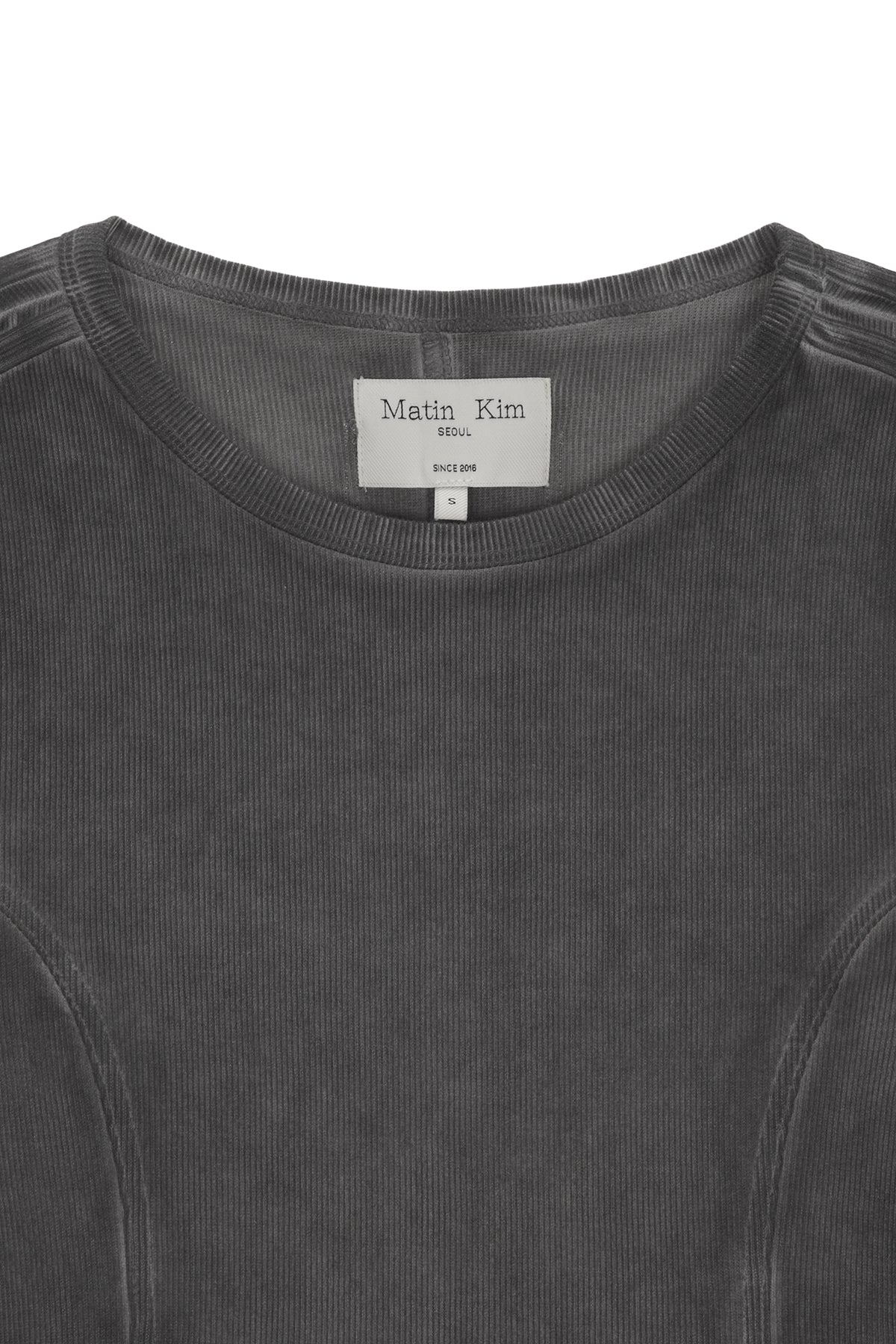 [matinkim] SLEEVE BINDING WASHED TOP IN CHARCOAL
