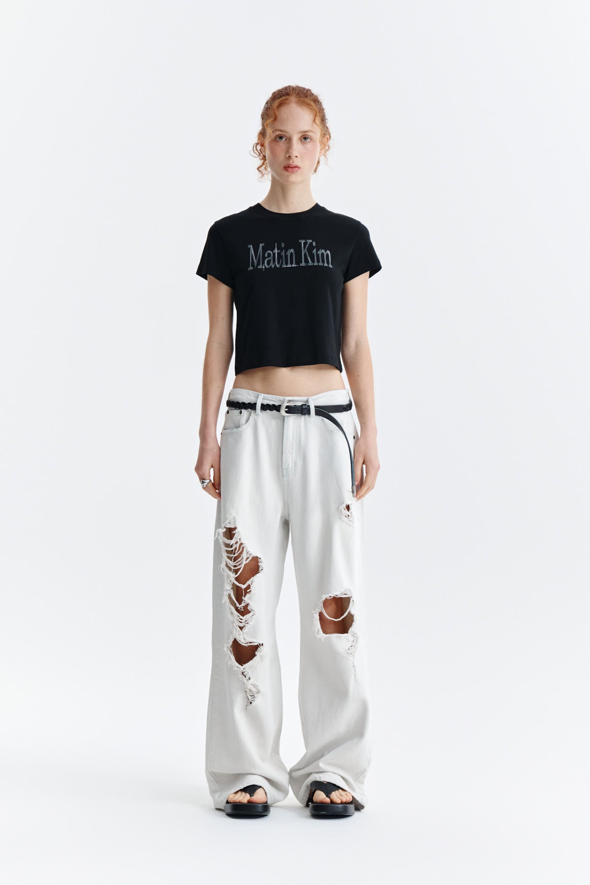 [matinkim] PATTERN ARTWORK LOGO CROP TOP IN BLACK