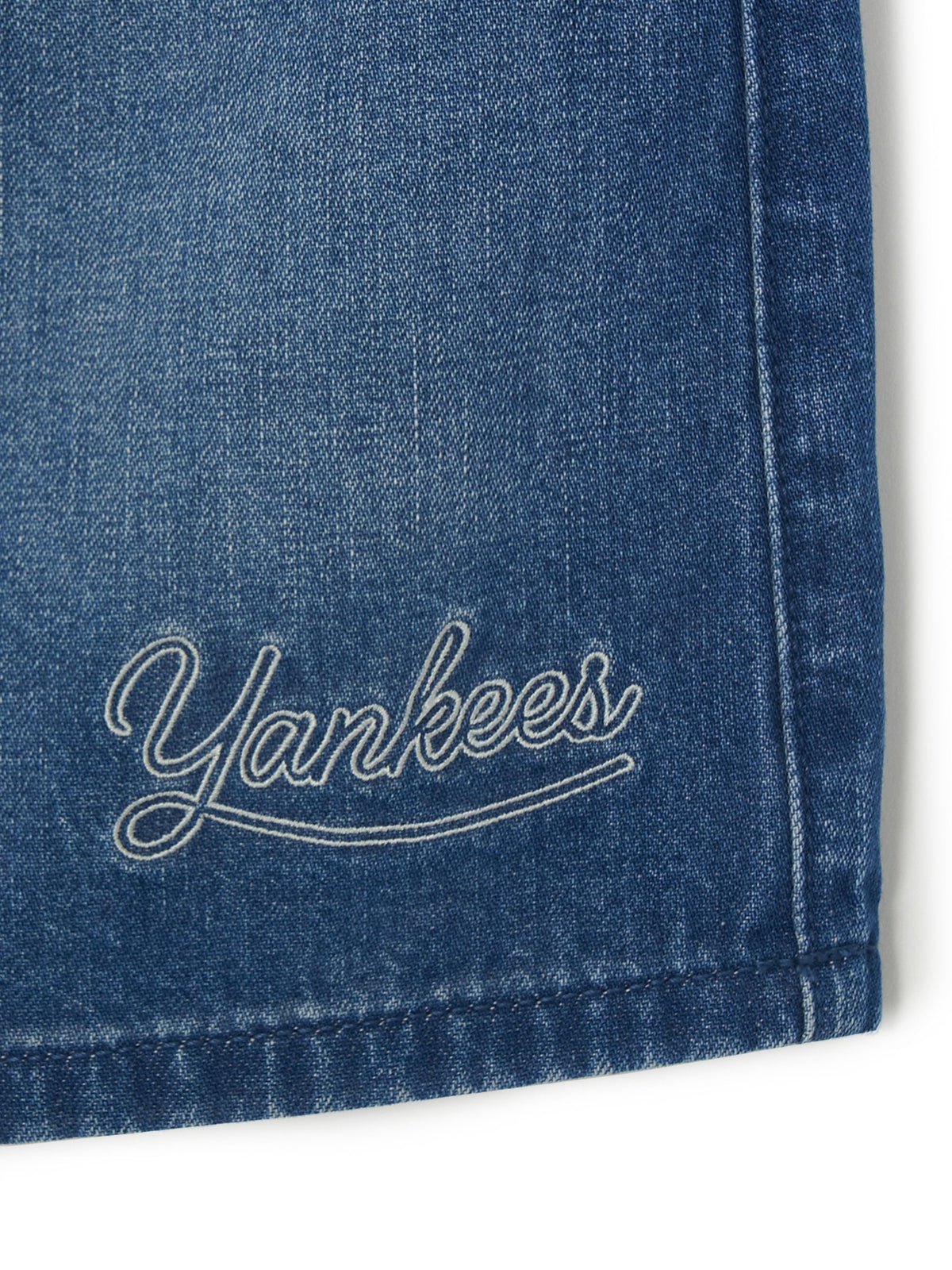 MLB Korea Women's Varsity Lettering Denim Skirt