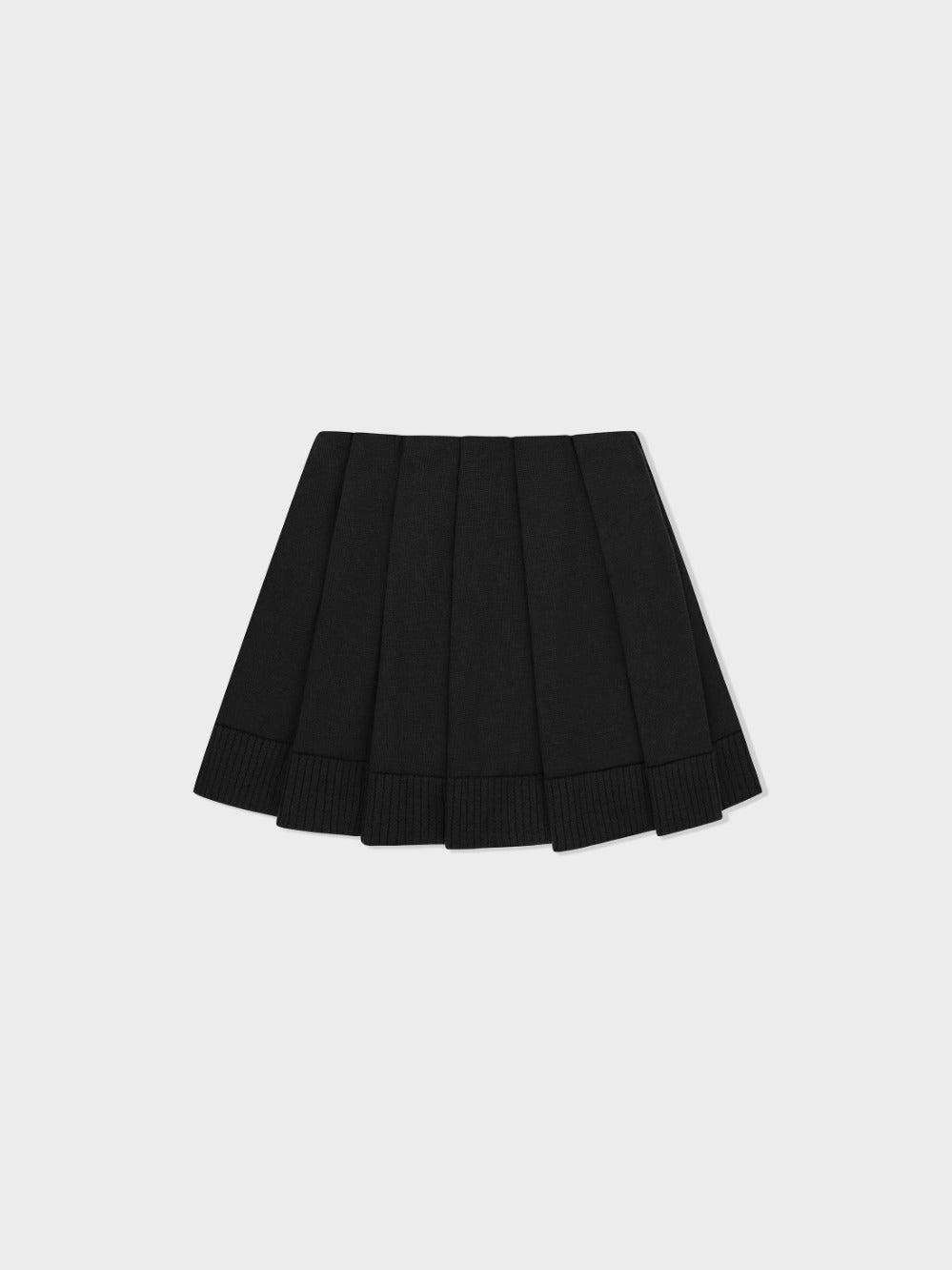 Low Classic Pleated Knit Mini Skirt Black