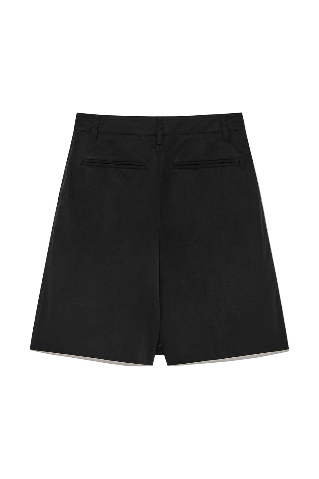 [matinkim] BERMUDA WRAP SKIRT PANTS IN BLACK