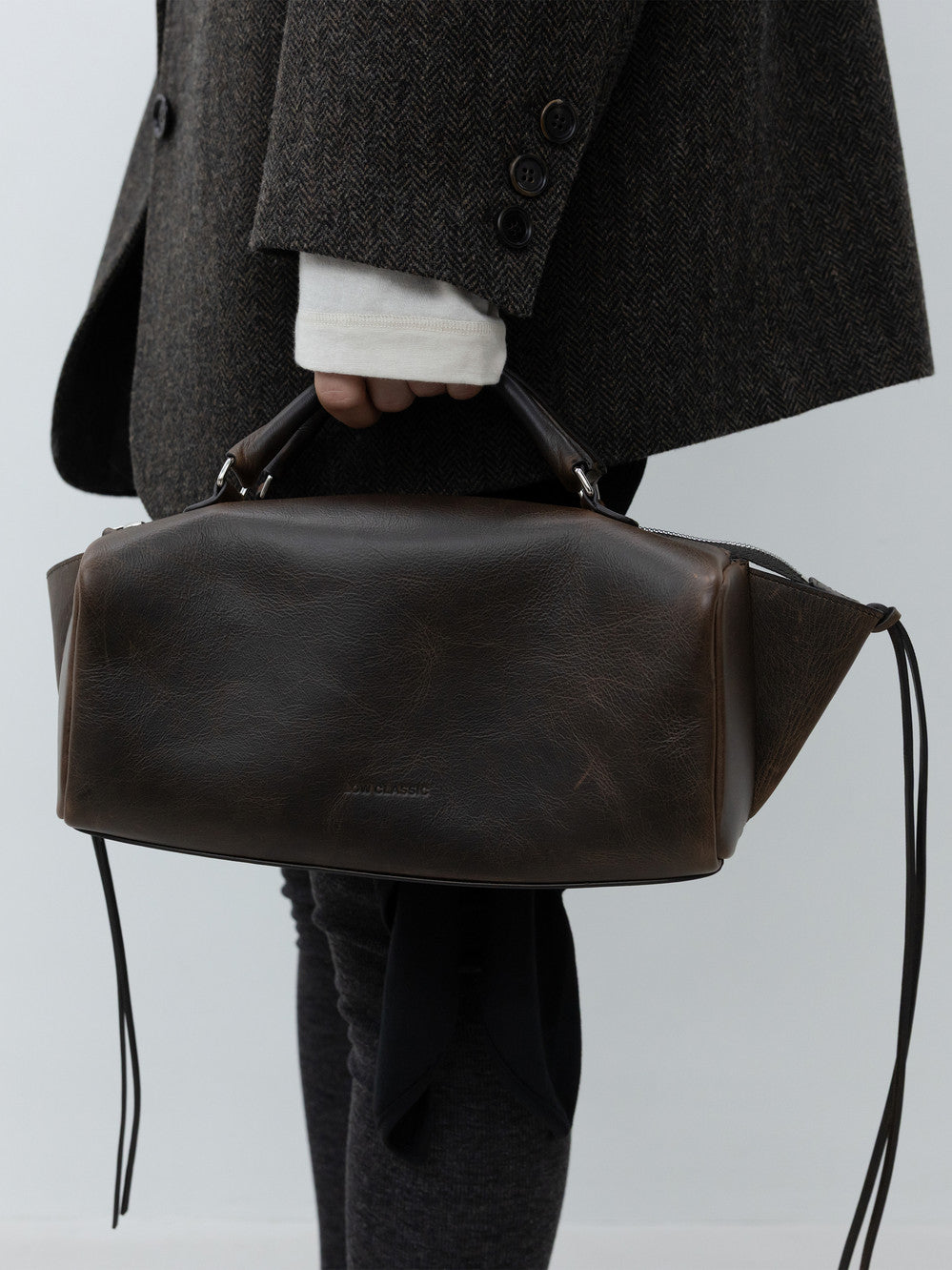 Low Classic Loaf Tote Bag Brown