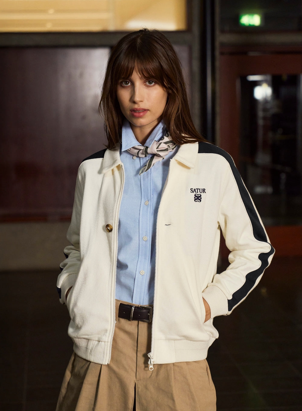Satur Lawton Lining Collar Track Zip-up Jacket - Cream Black
