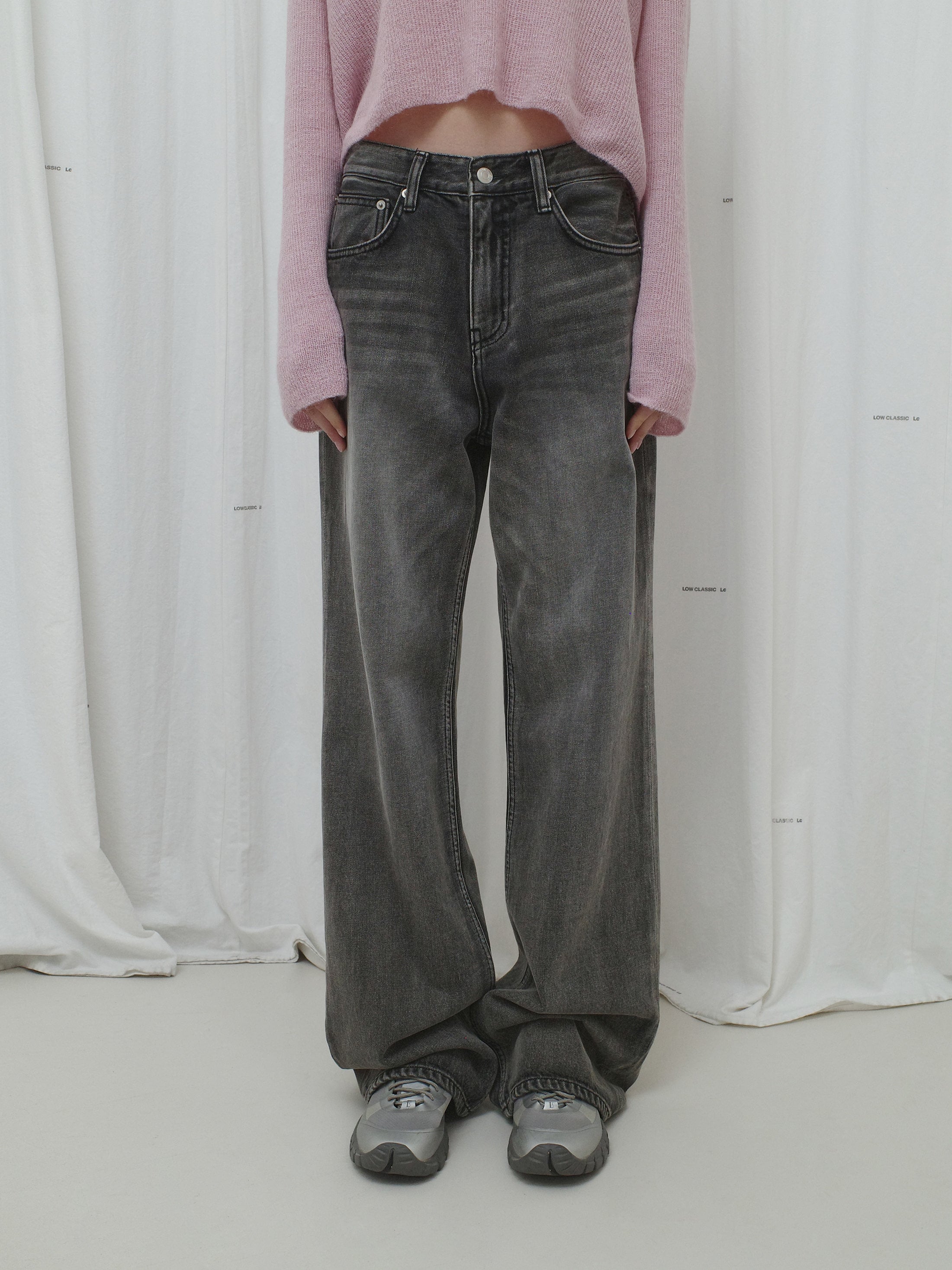 Low Classic Relaxed Fit Jeans Grey