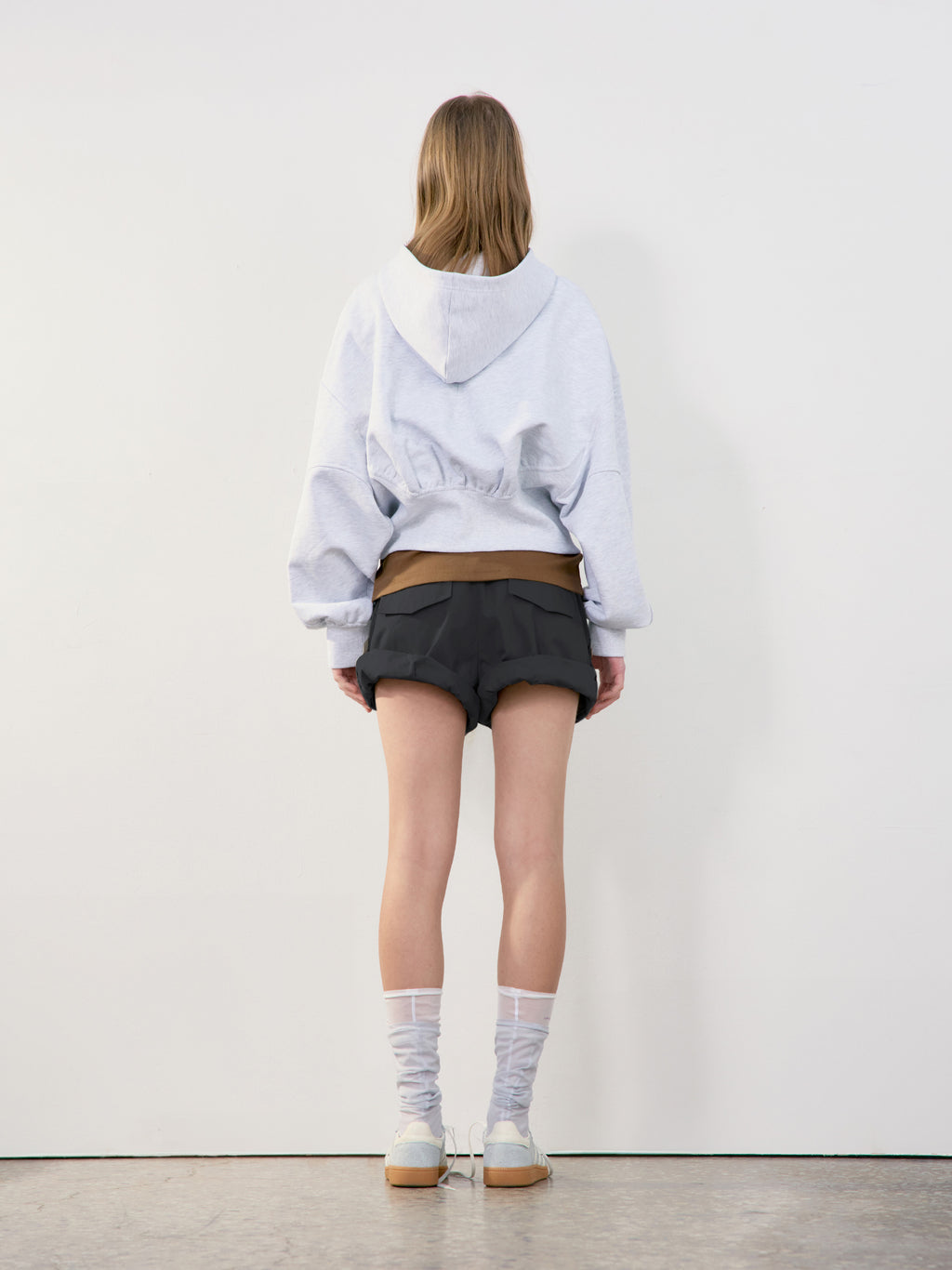 Low Classic Tuck Point Turn-Up Shorts Charcoal