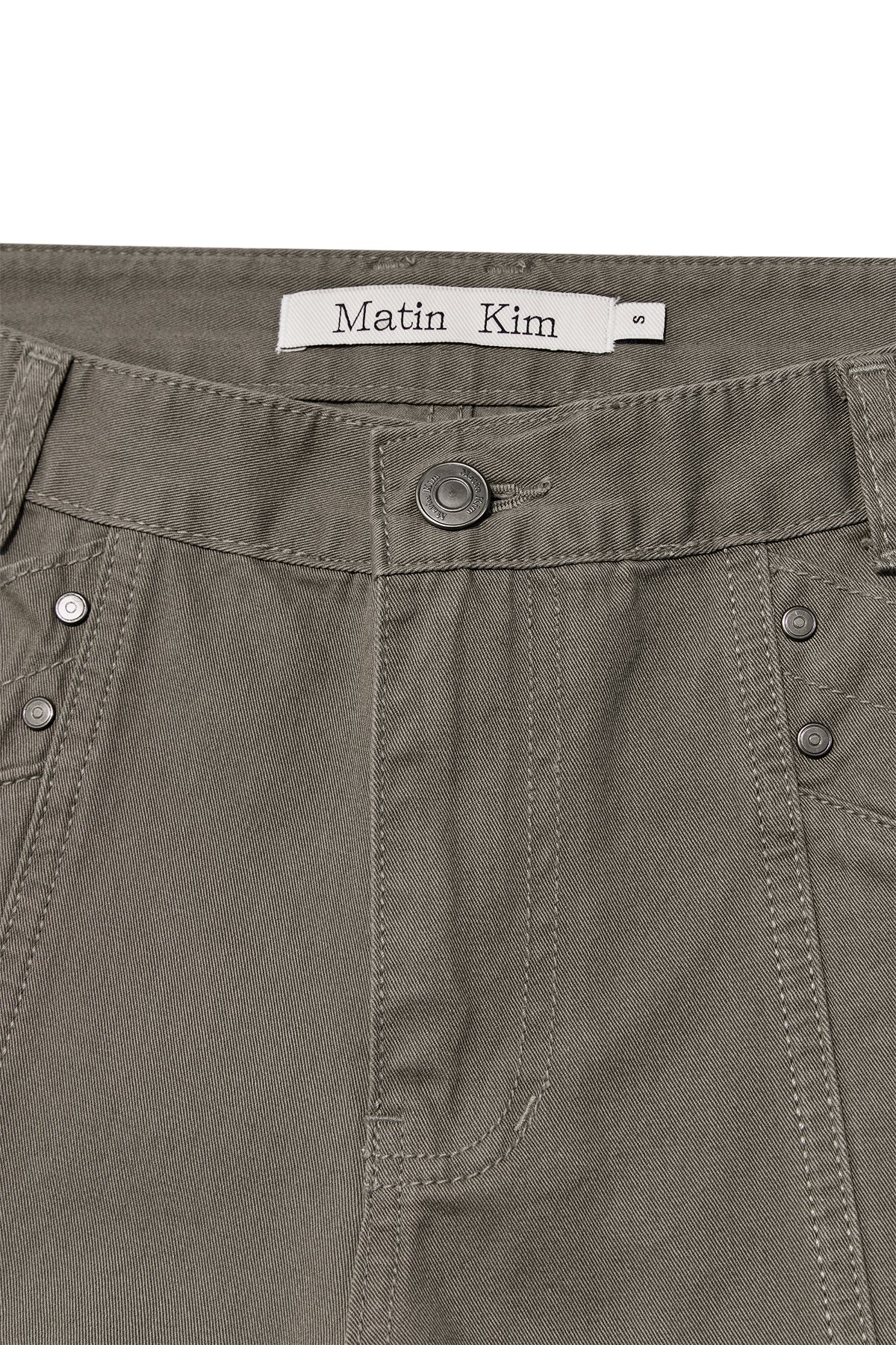 [matinkim] SEMI SLIMFIT BERMUDA PANTS IN KHAKI
