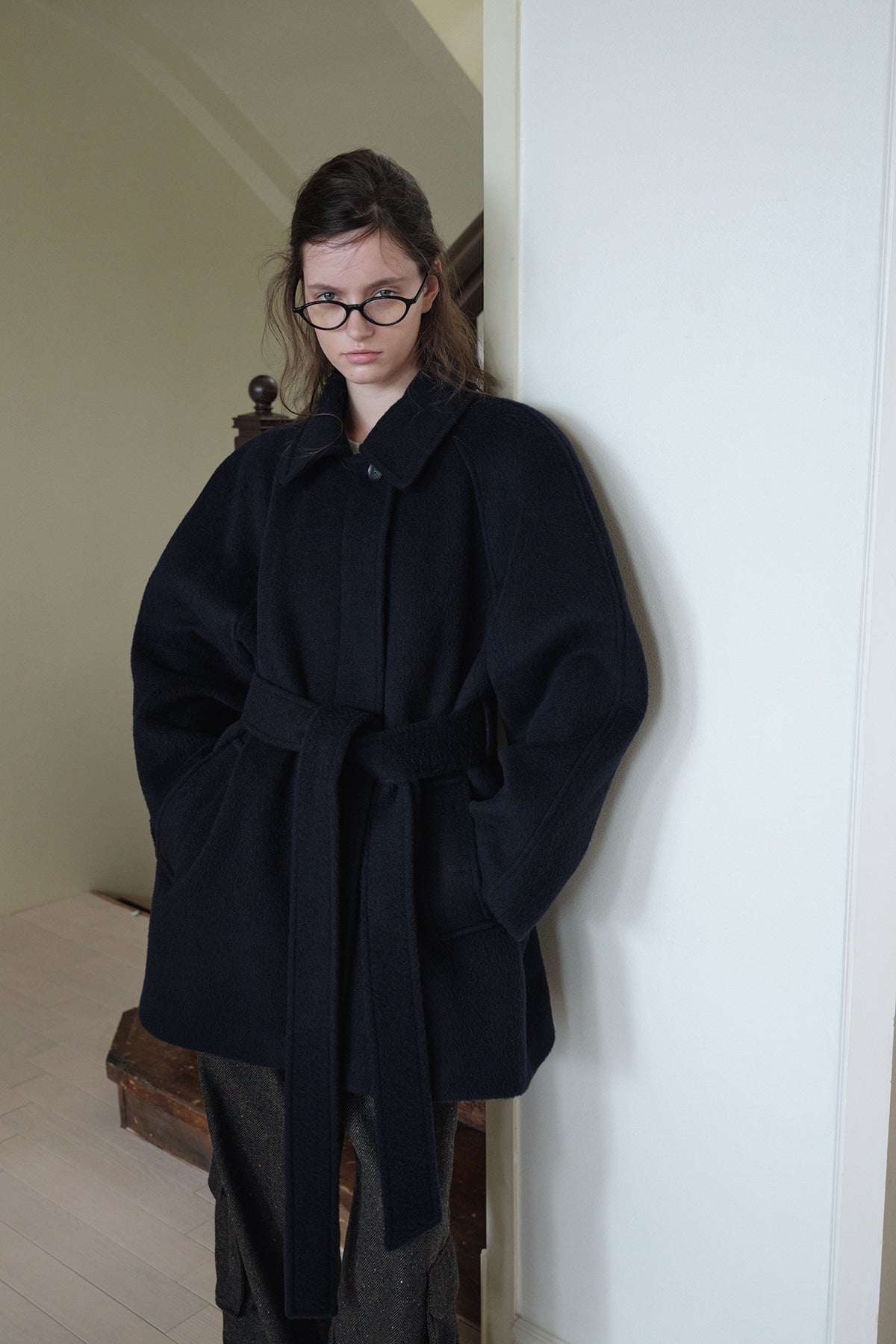 Overdueflair Volume Sleeve Wool Half Coat Navy