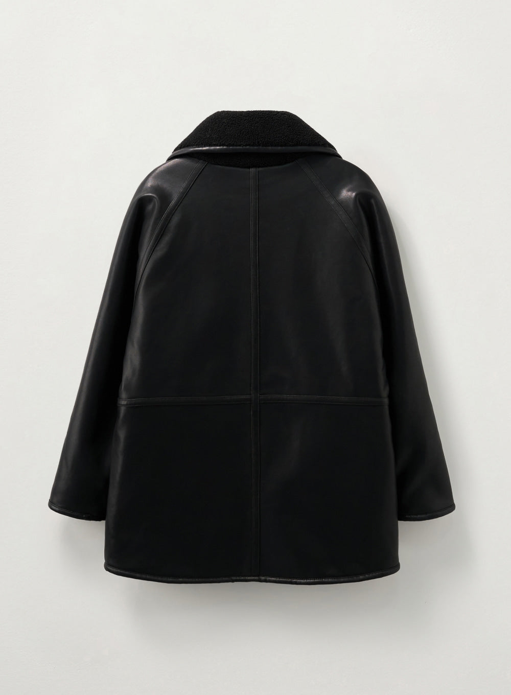 [satur] (W) Reversible Synthetic Shearling Loose Fit Jacket - Black