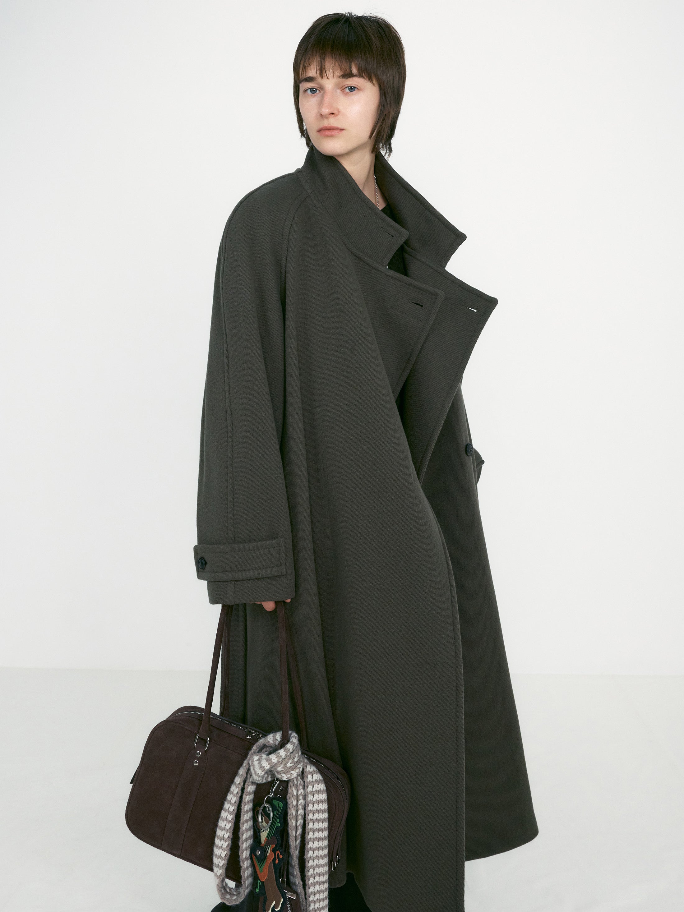 [low_classic] Soft Wool Twill Wrap Coat
Khaki